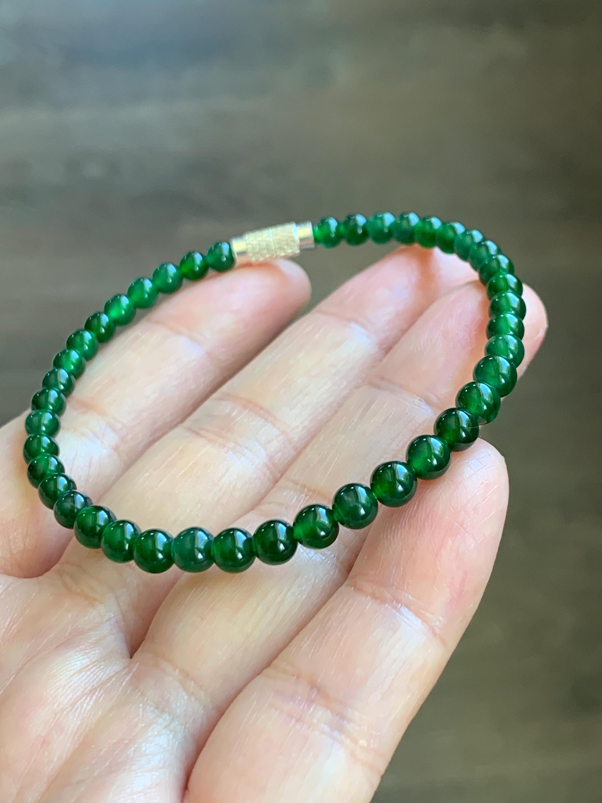 Natural Grade A Guatemalan Icy Translucent Rich Green Jade Jadeite Petite Beads Beaded Bracelet 4.1-4.7mm 7” 7g 天然冰危绿翡翠小卡圆珠手串 WDU180