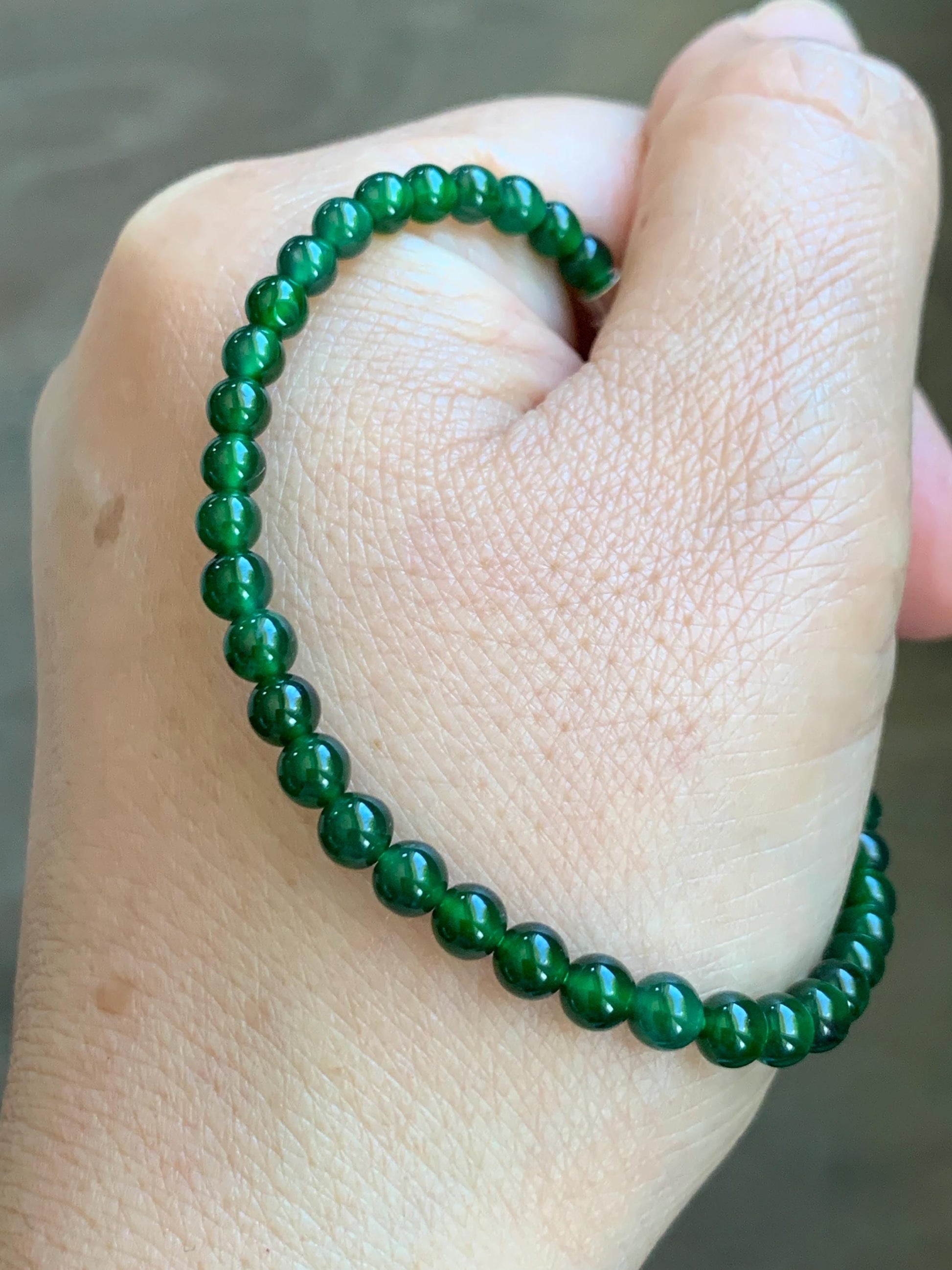 Natural Grade A Guatemalan Icy Translucent Rich Green Jade Jadeite Petite Beads Beaded Bracelet 4.1-4.7mm 7” 7g 天然冰危绿翡翠小卡圆珠手串 WDU180