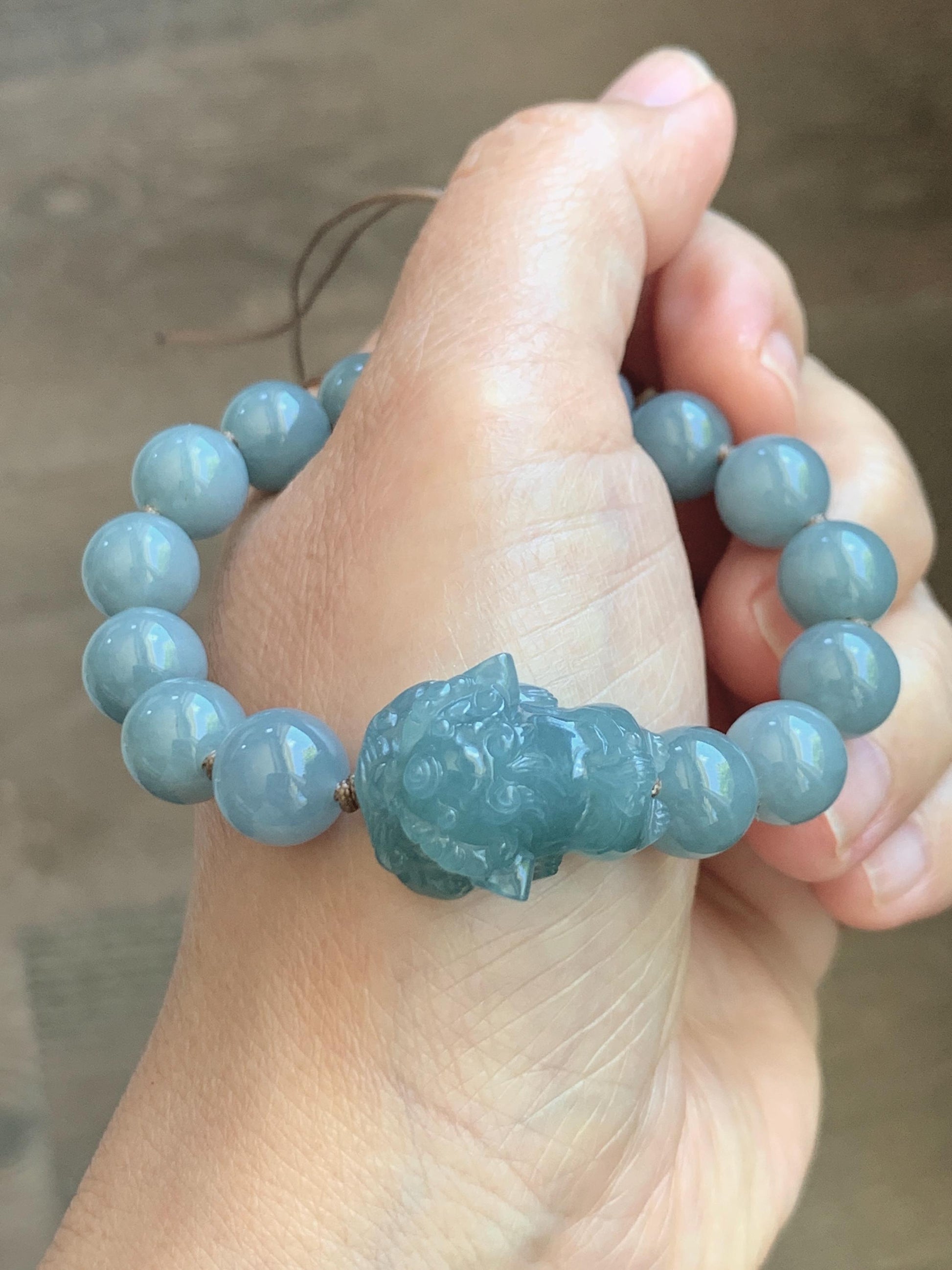 Natural Grade A Guatemalan Icy Translucent Dusty Blue Jade Jadeite Dancing Lion Beaded Bracelet 9.6mm 6.5” 30g 天然冰胶危蓝翡翠精工摆烂小醒狮圆珠手串 WXS365