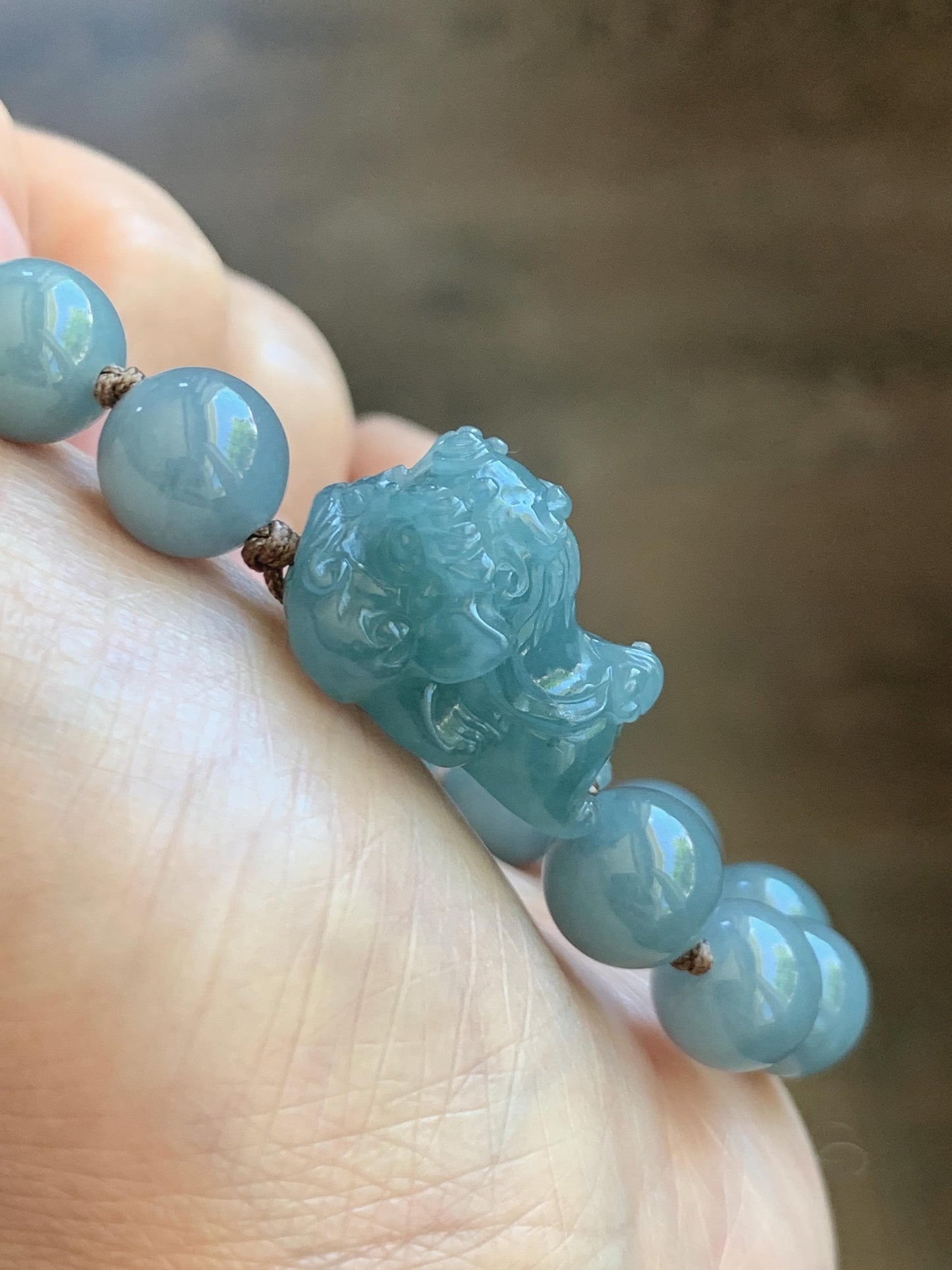 Natural Grade A Guatemalan Icy Translucent Dusty Blue Jade Jadeite Dancing Lion Beaded Bracelet 9.6mm 6.5” 30g 天然冰胶危蓝翡翠精工摆烂小醒狮圆珠手串 WXS365
