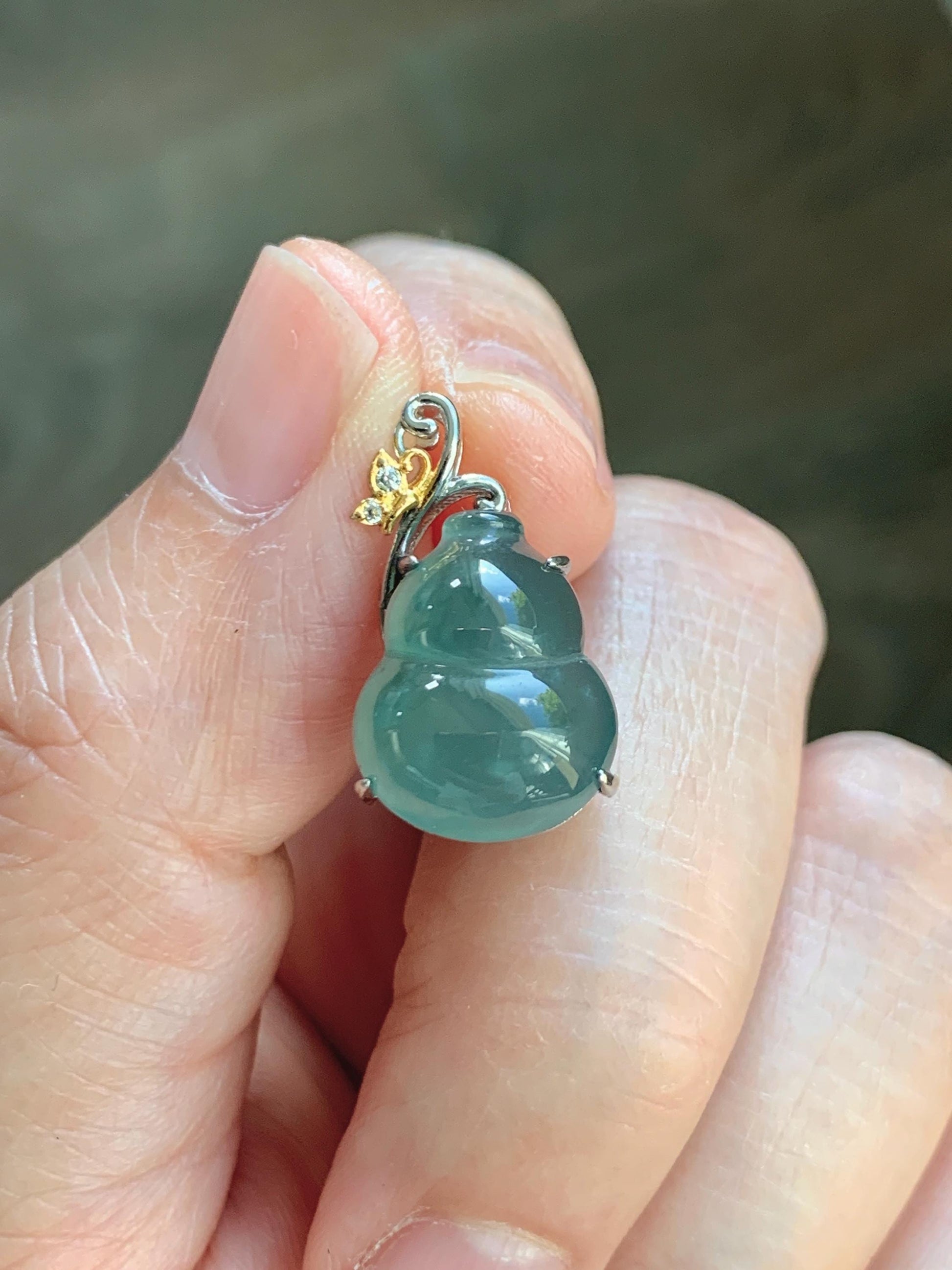 Natural Grade A Guatemalan Icy Translucent Dusty Teal Green Jade Jadeite Gourd Hulu Pendant Sterling Silver 天然冰危暗蓝绿翡翠葫芦吊坠 WHL240A