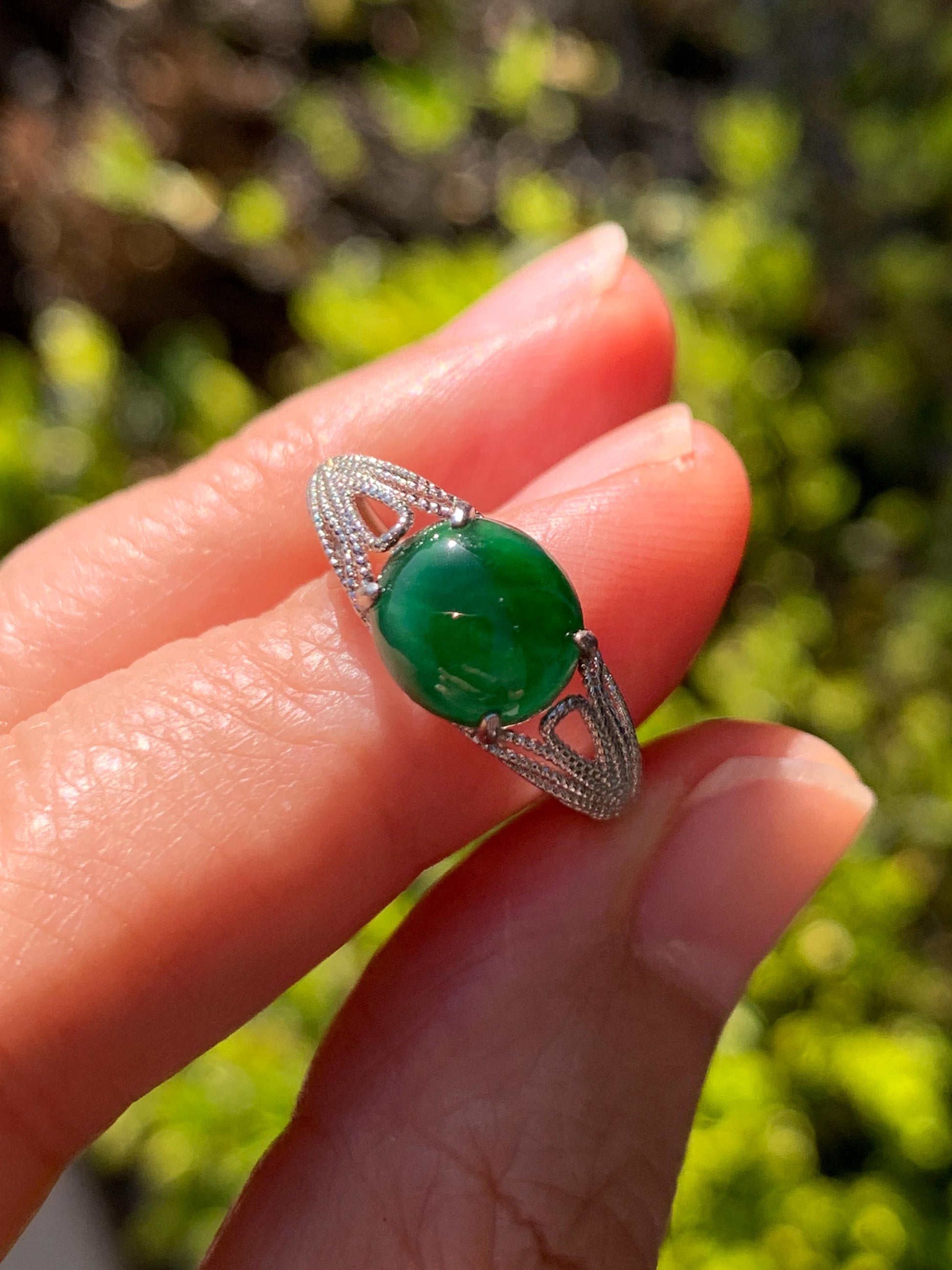 Natural Grade A Guatemalan Icy Translucent Vibrant Green Jade Jadeite Mermaid Tail Ring Sterling Silver Size Adjustable 天然冰危绿翡翠人鱼尾戒指 WLD107