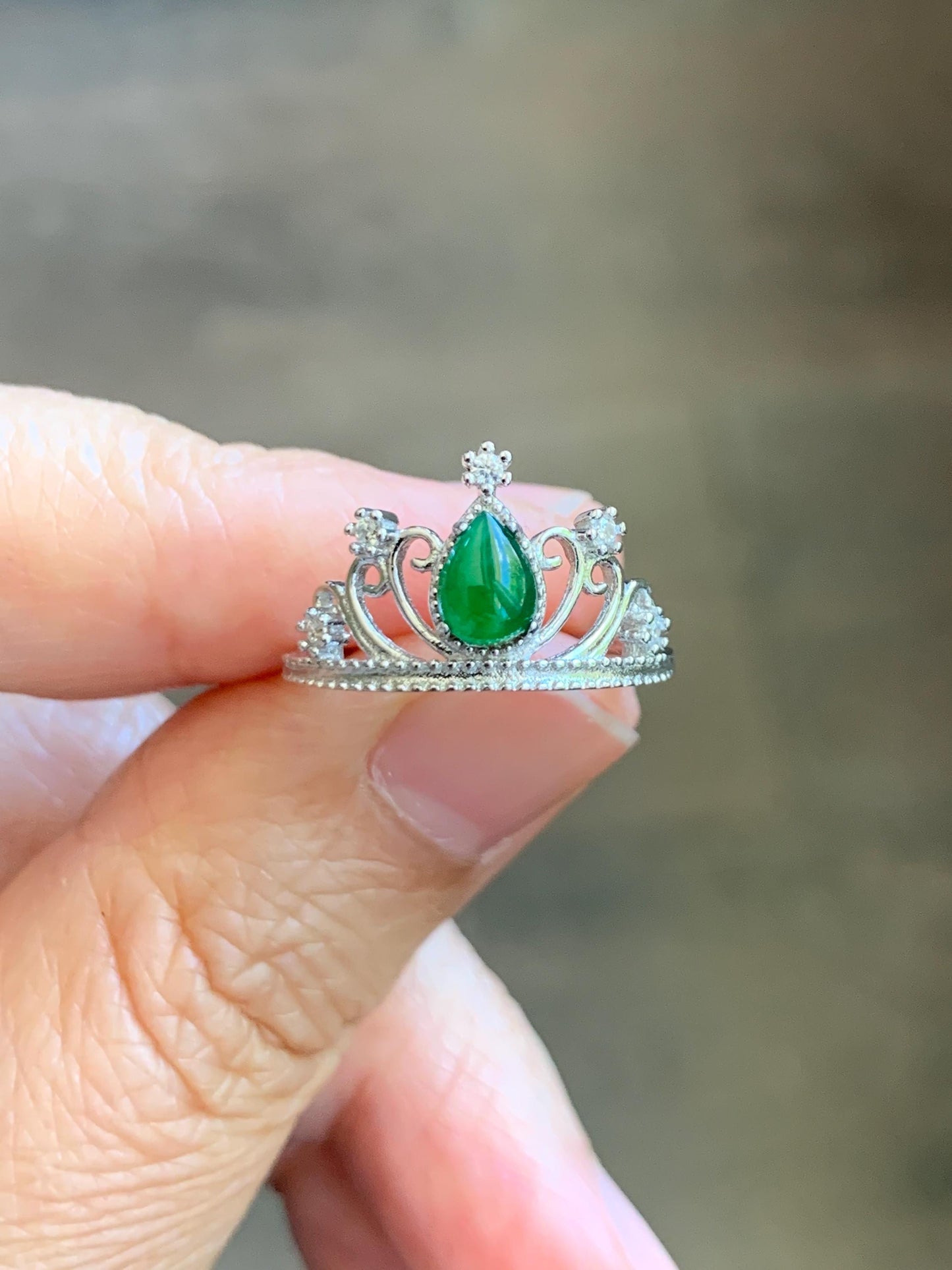 Natural Grade A Guatemalan Icy Translucent Vibrant Green Jade Jadeite Crown Ring Sterling Silver Size Adjustable 天然冰危绿翡翠皇冠戒指 WHG77