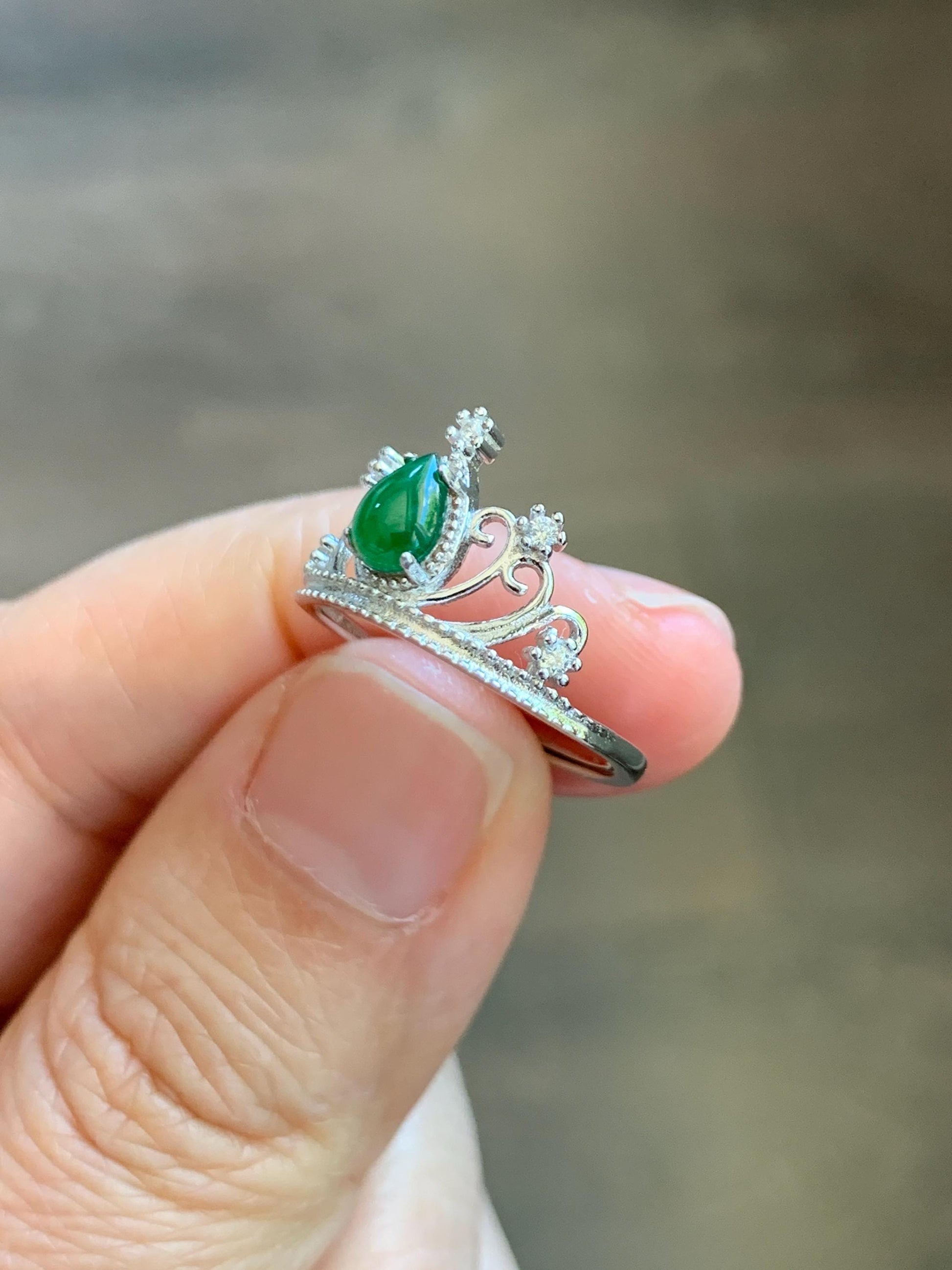 Natural Grade A Guatemalan Icy Translucent Vibrant Green Jade Jadeite Crown Ring Sterling Silver Size Adjustable 天然冰危绿翡翠皇冠戒指 WHG77