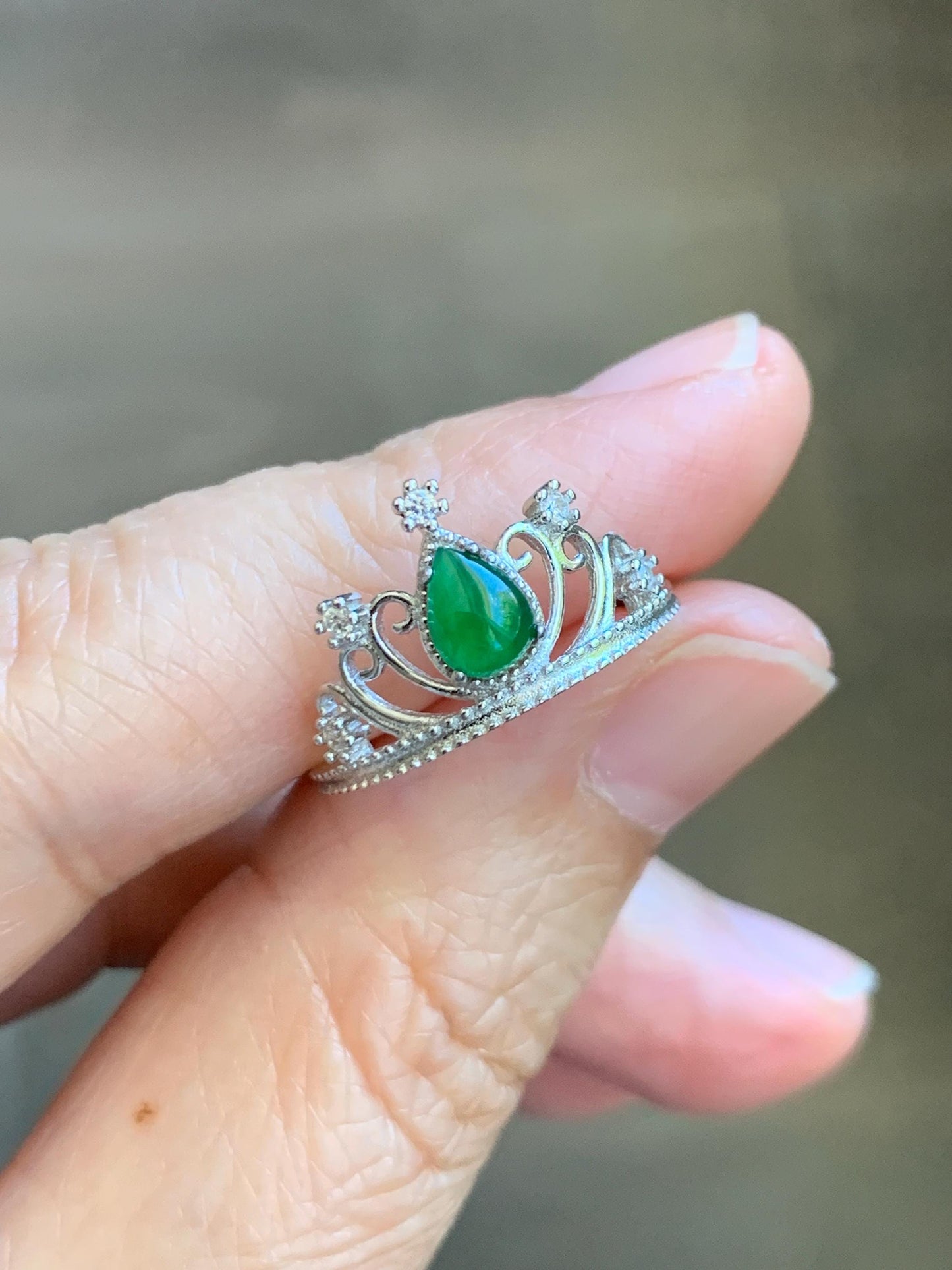 Natural Grade A Guatemalan Icy Translucent Vibrant Green Jade Jadeite Crown Ring Sterling Silver Size Adjustable 天然冰危绿翡翠皇冠戒指 WHG77