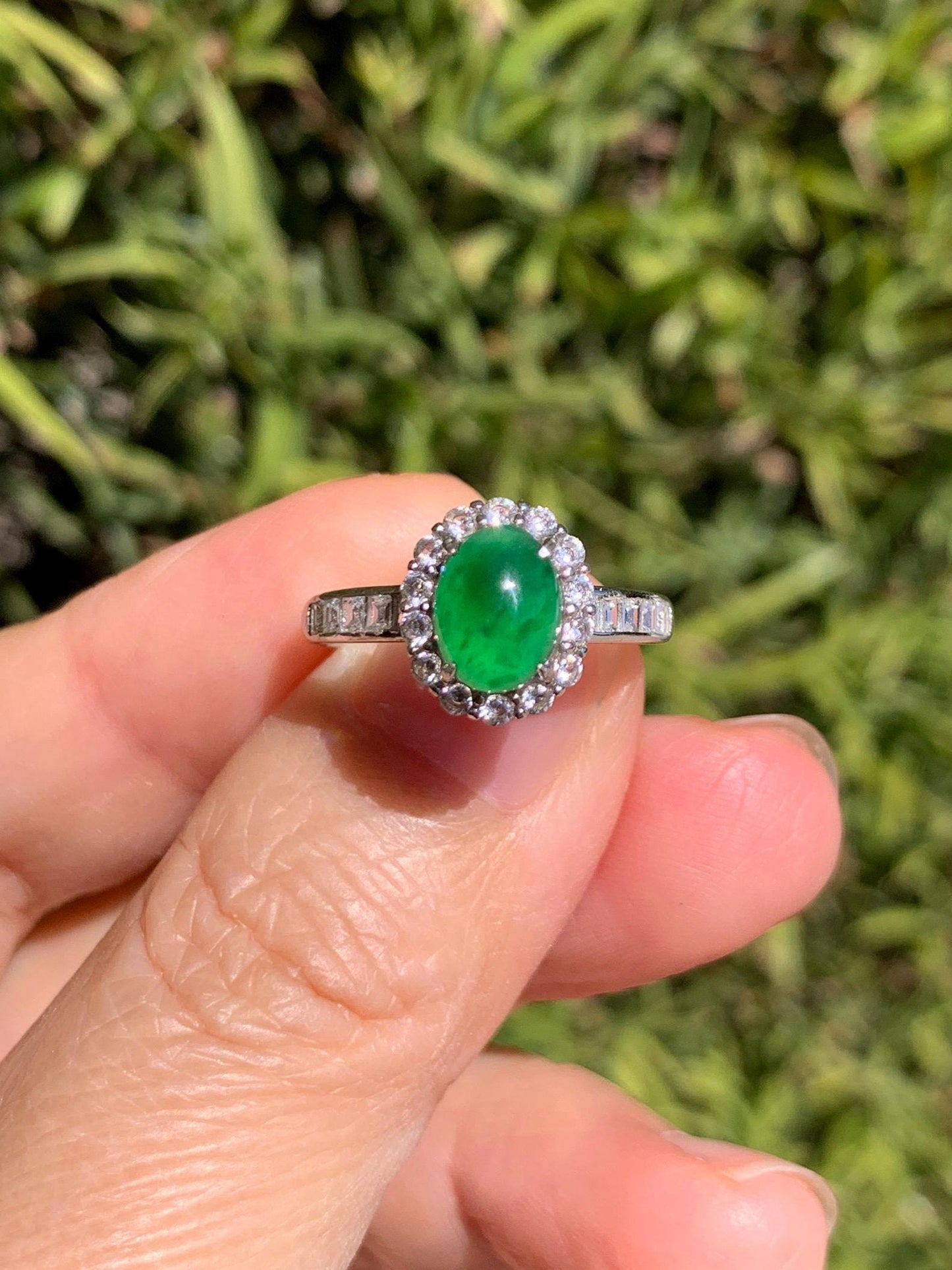 Natural Grade A Guatemalan Icy Translucent Vibrant Green Jade Jadeite Halo Ring Sterling Silver Size Adjustable 天然冰危绿翡翠戒指 WLH85
