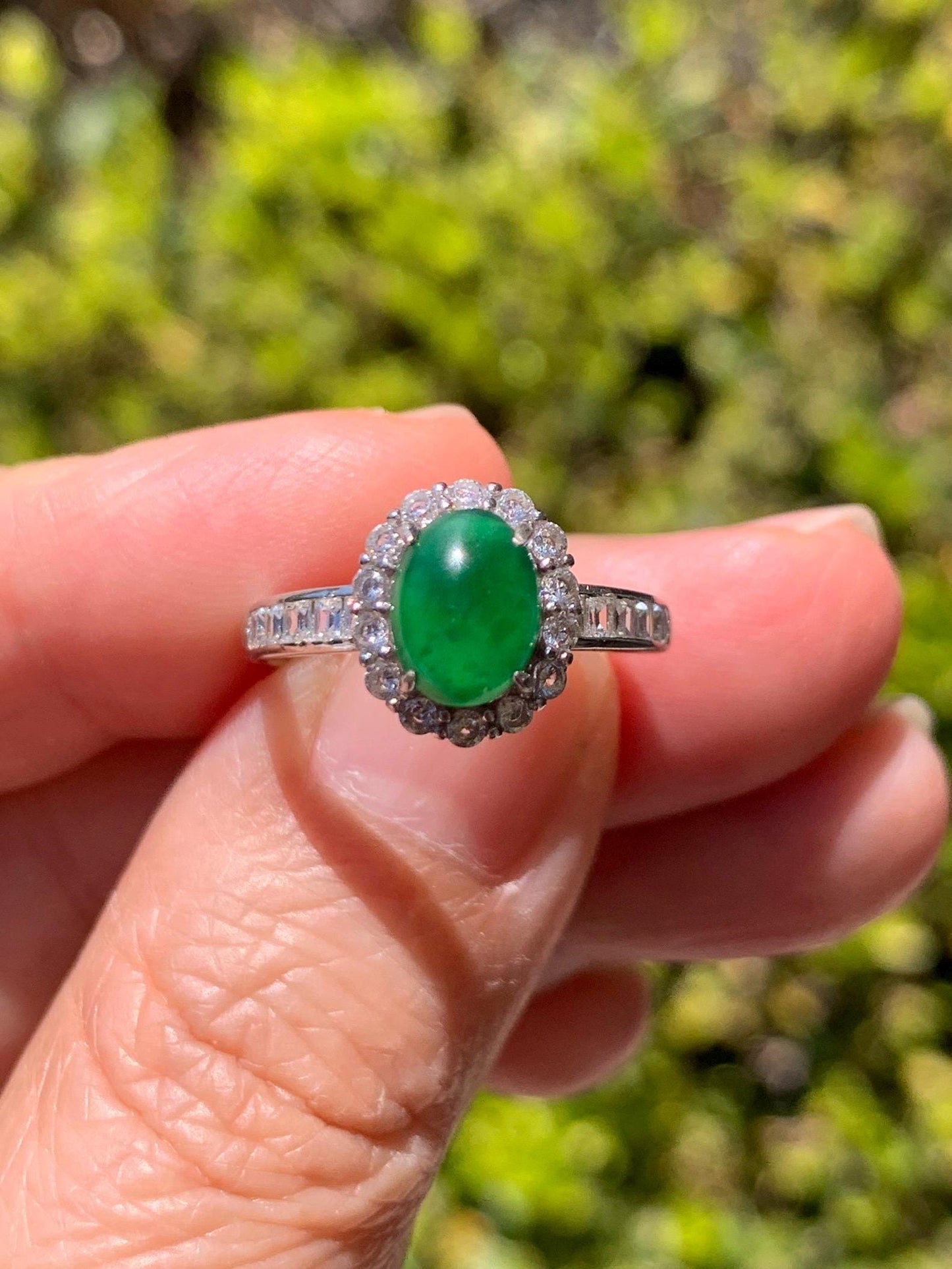 Natural Grade A Guatemalan Icy Translucent Vibrant Green Jade Jadeite Halo Ring Sterling Silver Size Adjustable 天然冰危绿翡翠戒指 WLH85