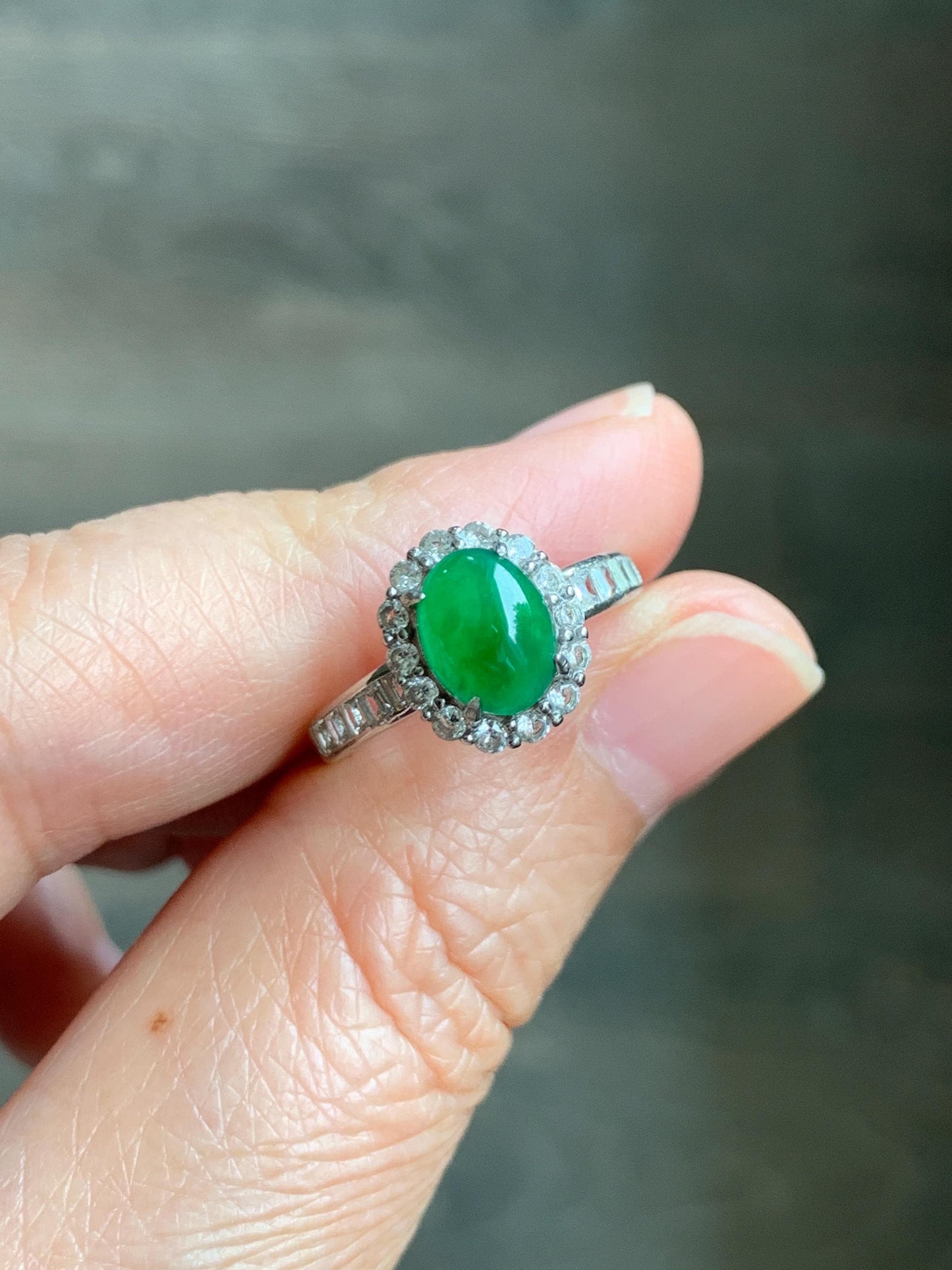 Natural Grade A Guatemalan Icy Translucent Vibrant Green Jade Jadeite Halo Ring Sterling Silver Size Adjustable 天然冰危绿翡翠戒指 WLH85
