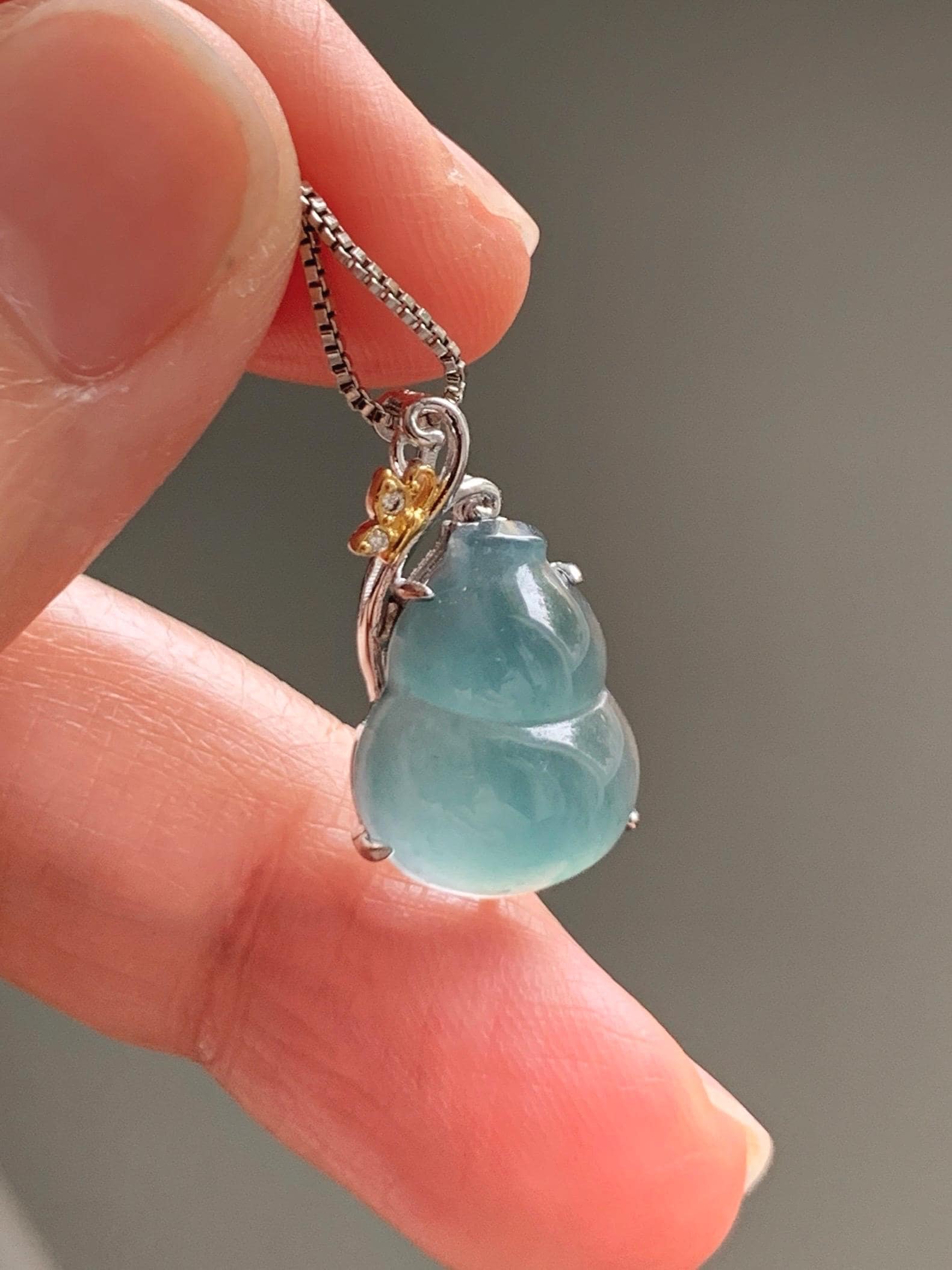 Natural Grade A Guatemalan Icy Translucent Dark Dusty Teal Blue Jade Jadeite Gourd Hulu Pendant Sterling Silver 天然冰危暗蓝绿翡翠葫芦吊坠 WHL240D