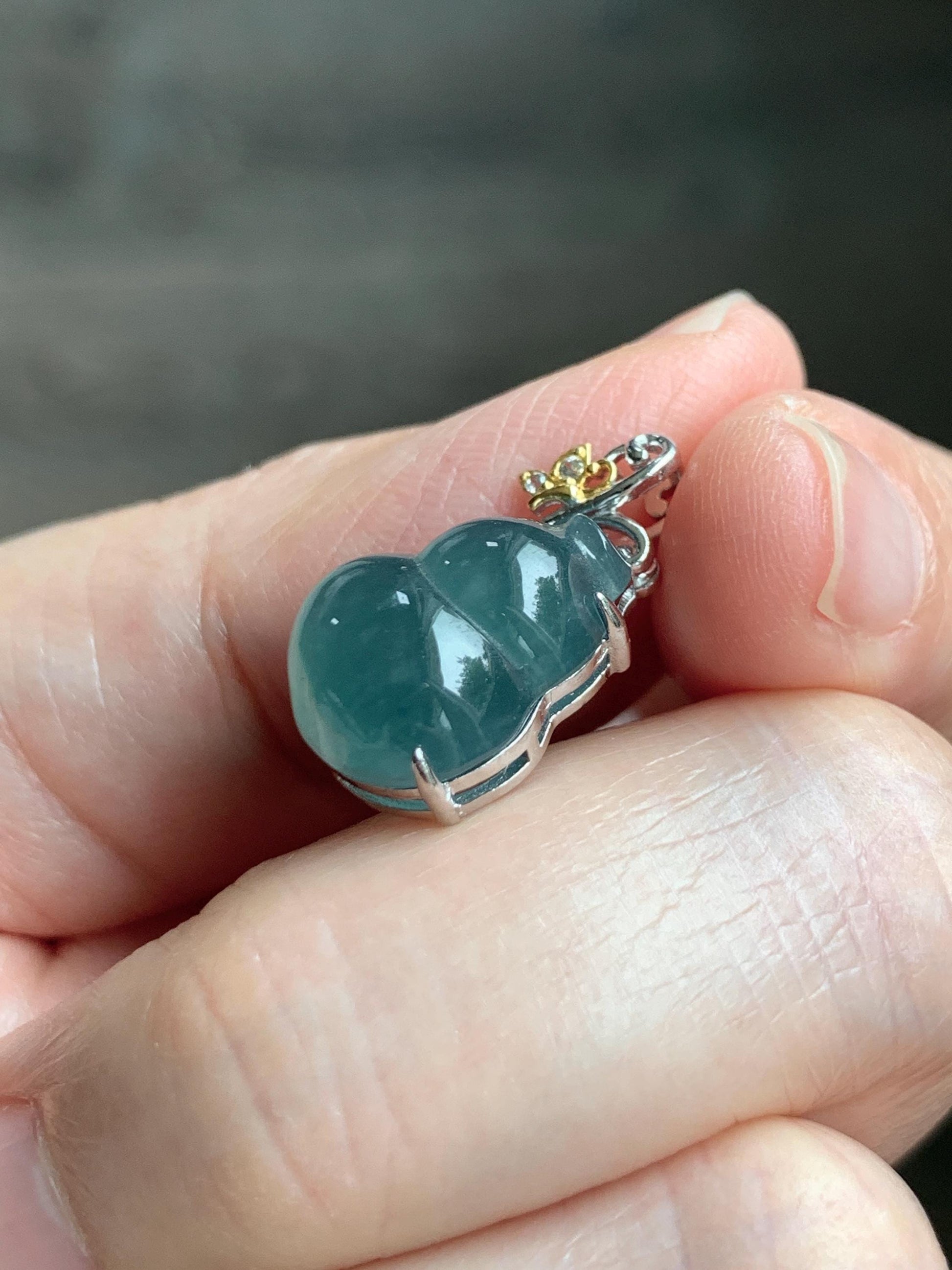Natural Grade A Guatemalan Icy Translucent Dark Dusty Teal Blue Jade Jadeite Gourd Hulu Pendant Sterling Silver 天然冰危暗蓝绿翡翠葫芦吊坠 WHL240D