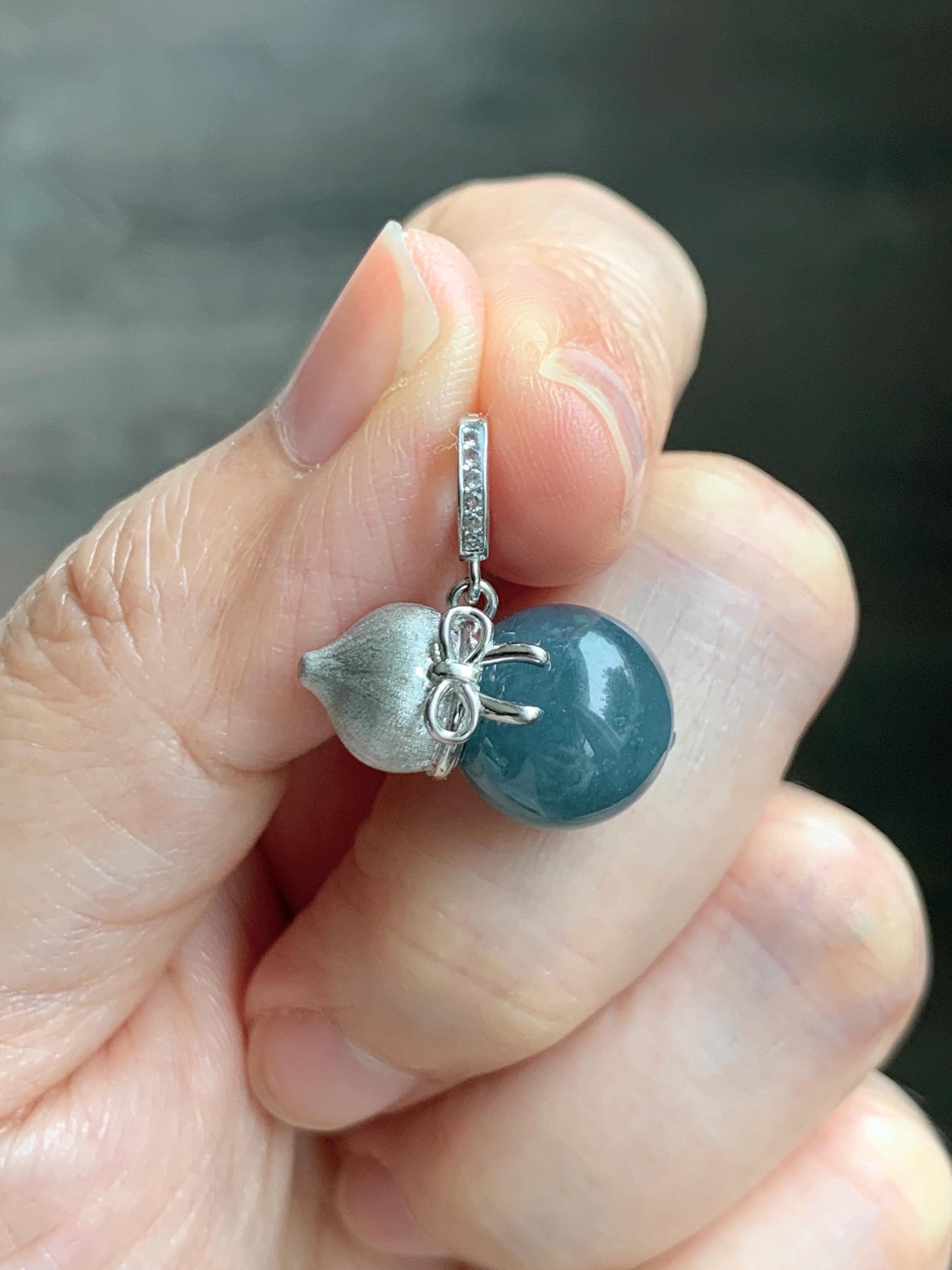 Natural Grade A Guatemalan Icy Translucent Dark Blue Jade Jadeite Bead Gourd Hulu Pendant Sterling Silver 5g 天然冰危是蓝翡翠单珠葫芦镶嵌吊坠 DZH110