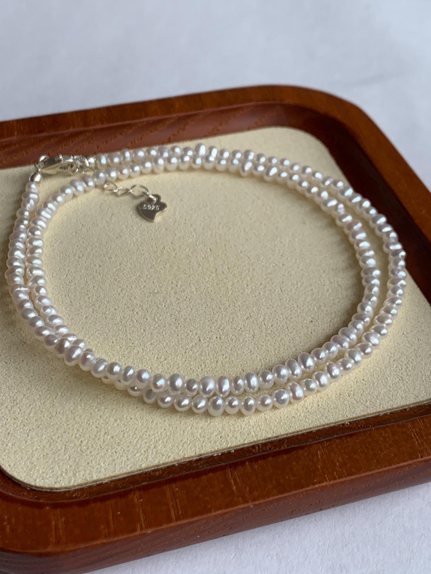 Natural Freshwater All-Nacre High Luster White Petite Pearls Beaded Necklace Sterling Silver 2.6x3.5mm 15.75”-16.5” 6g 天然淡水无核极光白珍珠项链 DSM420