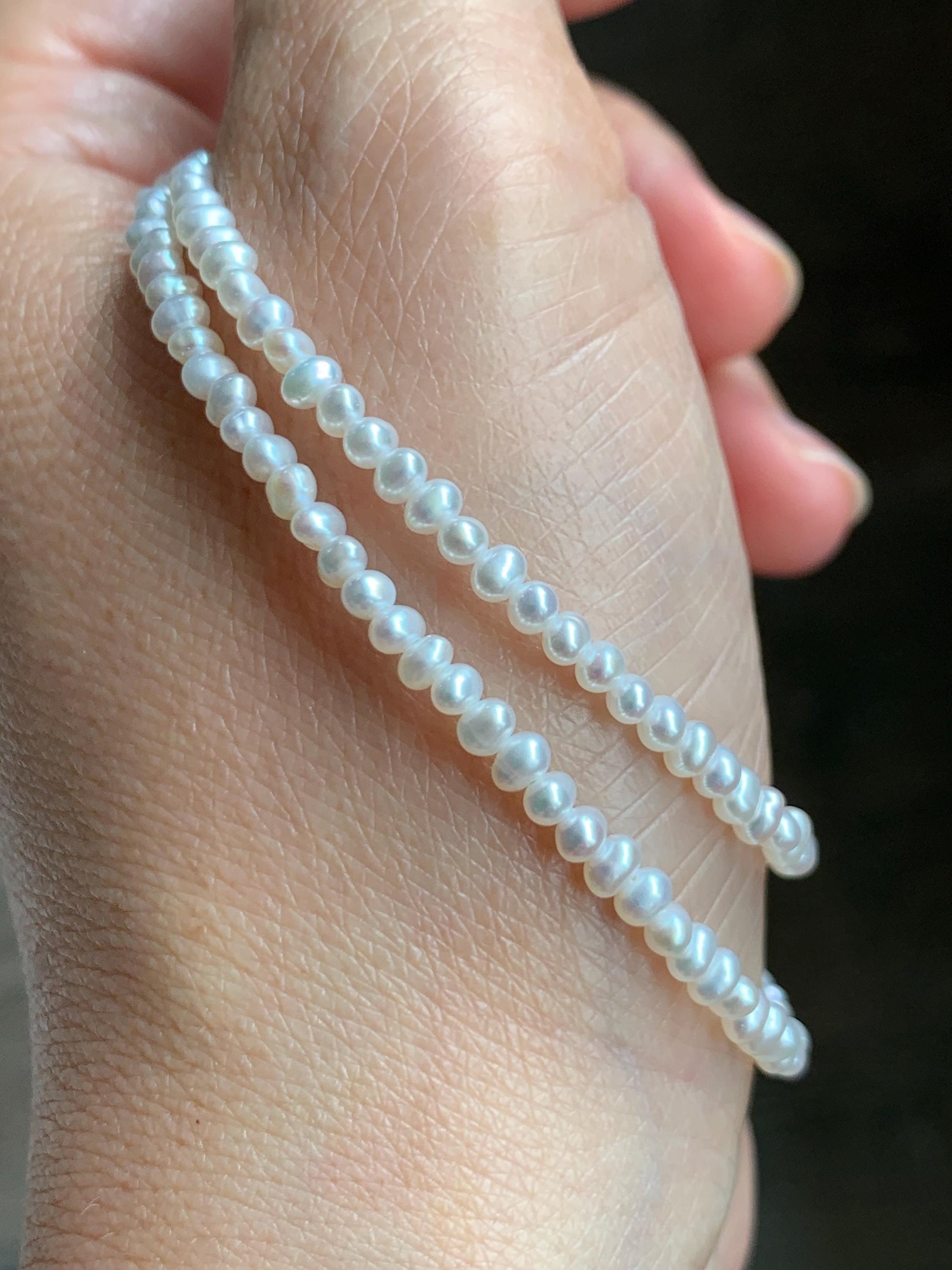 Natural Freshwater All-Nacre High Luster White Petite Pearls Beaded Necklace Sterling Silver 2.6x3.5mm 15.75”-16.5” 6g 天然淡水无核极光白珍珠项链 DSM420