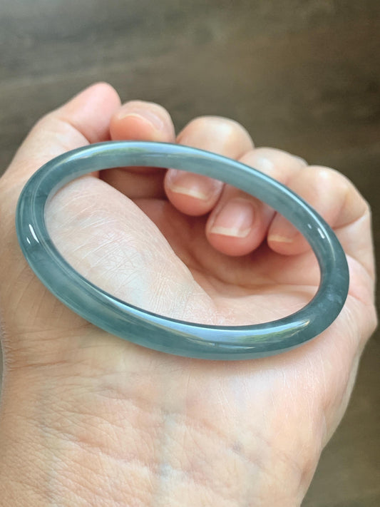 Certified Natural Grade A Guatemalan Icy Translucent Light Dusty Teal Blue Jade Jadeite Slim Bangle 55.88mm 6.9” 17.3g 天然冰胶危浅蓝绿翡翠细圆条手镯 1209