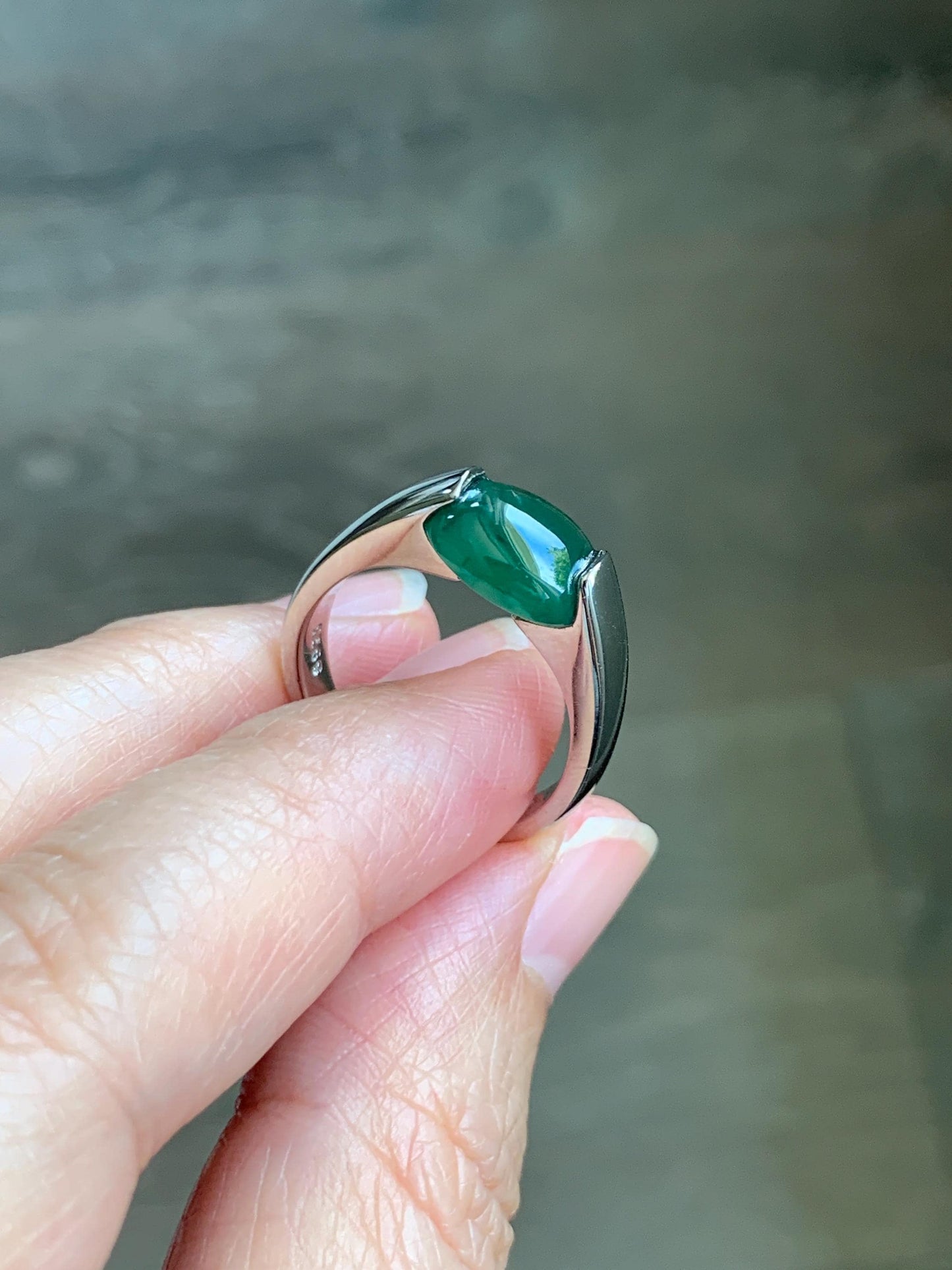Natural Grade A Guatemalan Icy Translucent Teal Green Oval Cabochon Jade Jadeite Ring Sterling Silver Size 7.5 US 6g 天然冰危蓝绿翡翠银镶戒指 WHS512C