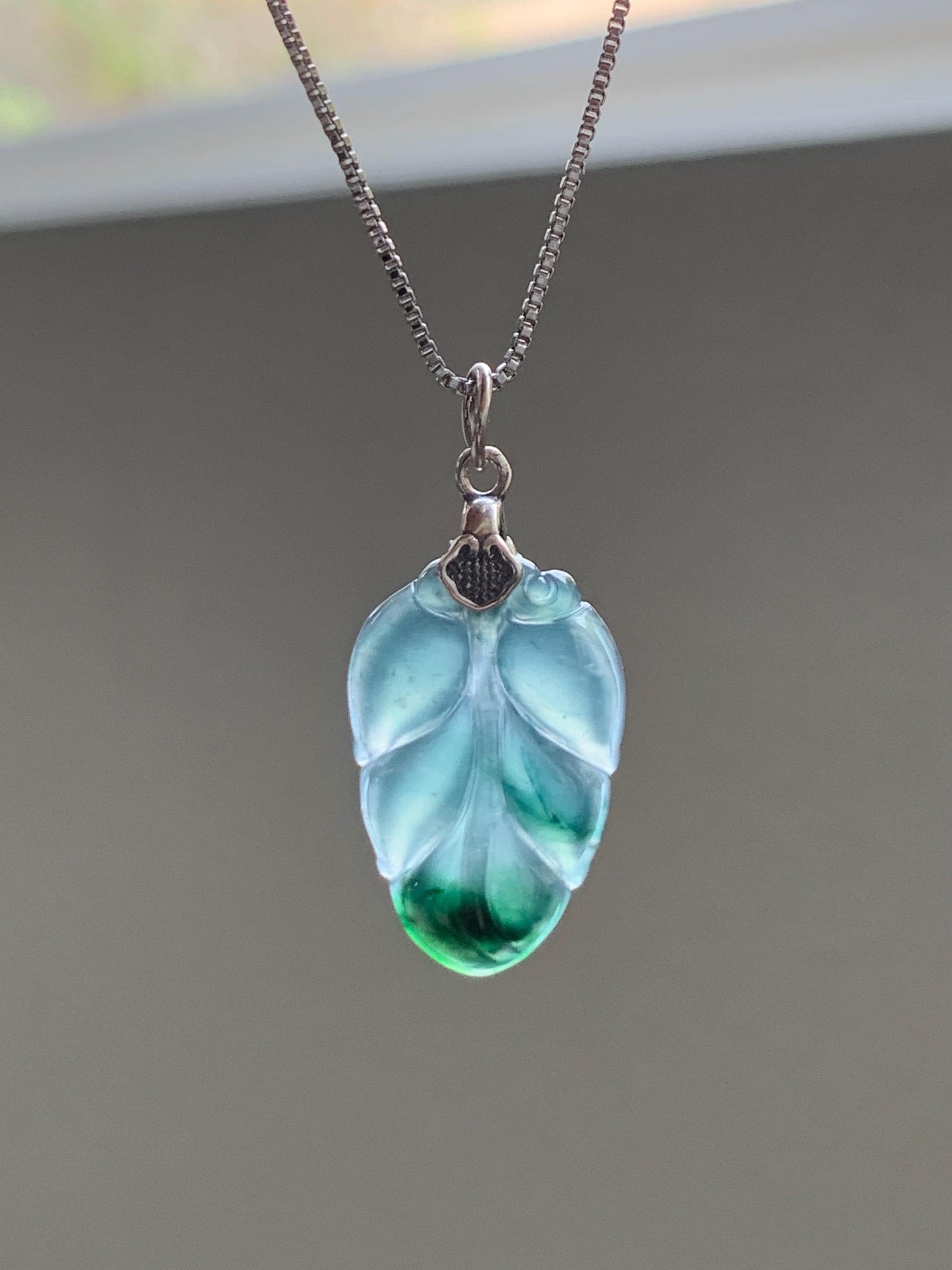 Natural Grade A Guatemalan Icy Translucent Teal Dark Green Marbled Jade Jadeite Carved Leaf Pendant Sterling Silver 天然冰胶危深蓝翡翠大叶有成银镶吊坠 WLD55C