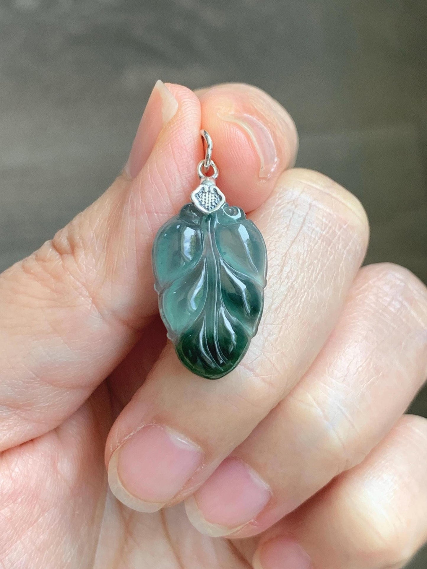 Natural Grade A Guatemalan Icy Translucent Teal Dark Green Marbled Jade Jadeite Carved Leaf Pendant Sterling Silver 天然冰胶危深蓝翡翠大叶有成银镶吊坠 WLD55C