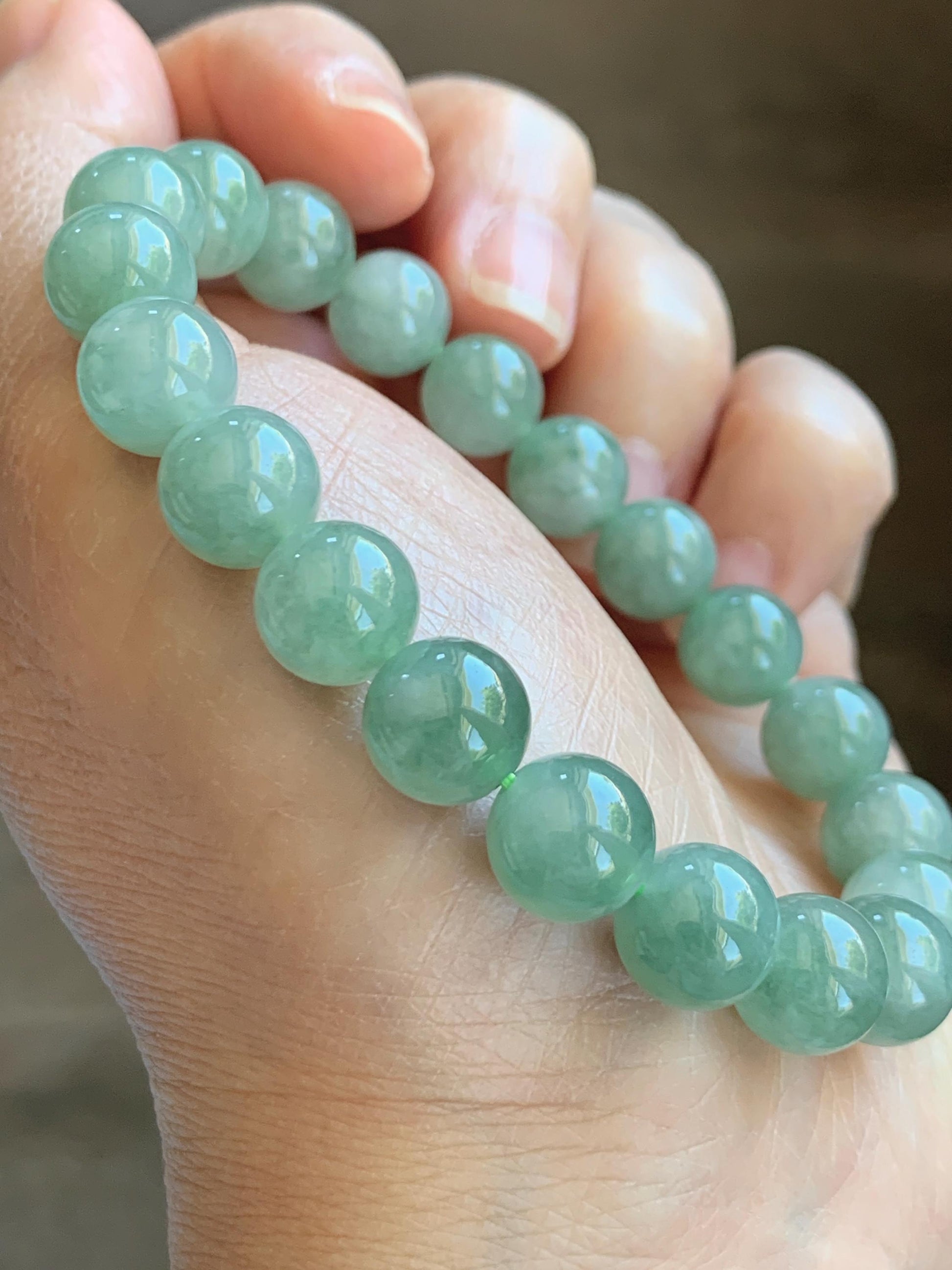 Natural Grade A Icy Highly Translucent Light Apple Green White Marbled Jade Jadeite Beaded Bracelet 9.8mm 7.25” 32g 天然冰浅果绿翡翠圆珠手串 MGL286