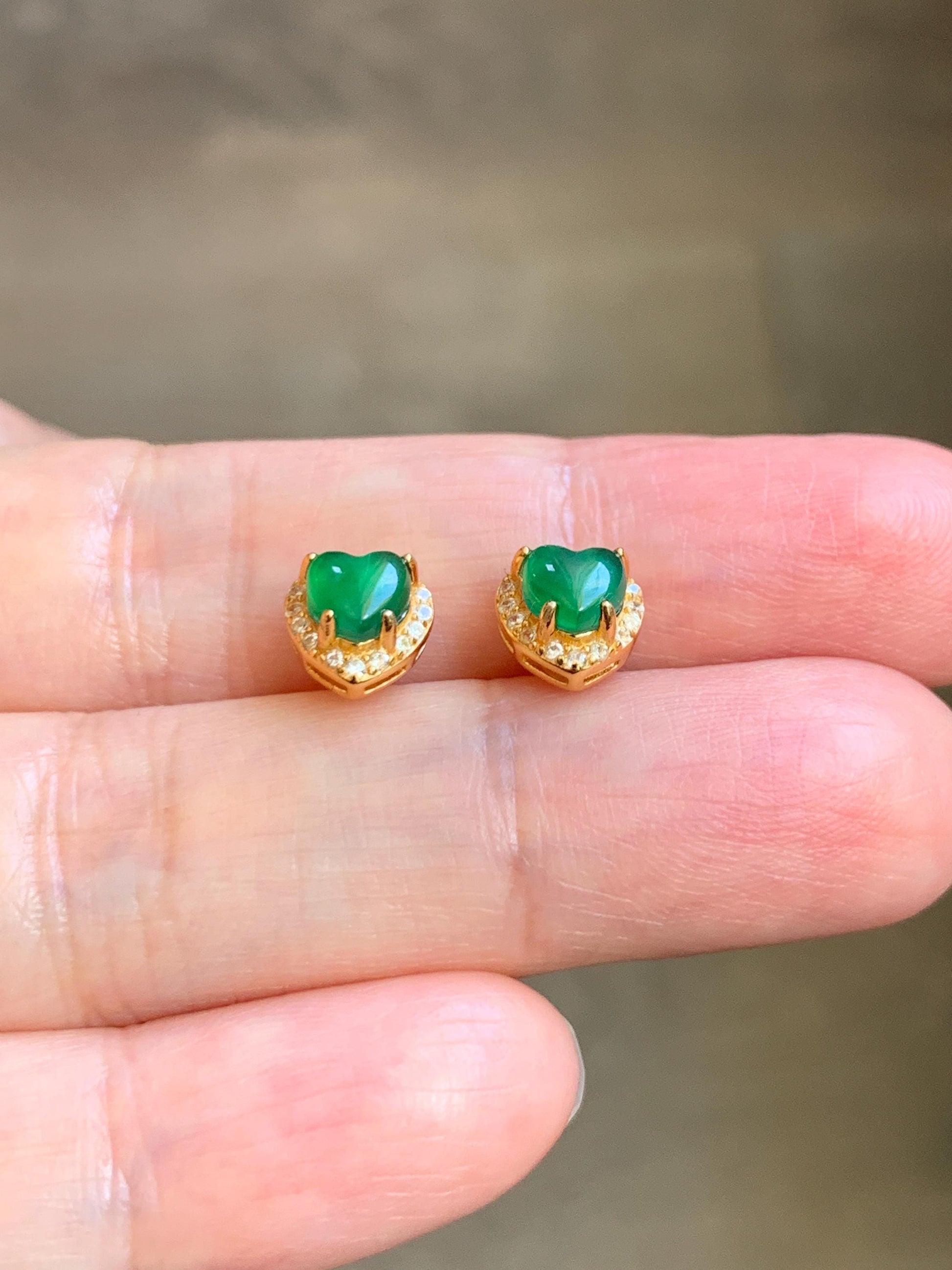 Natural Grade A Guatemalan Icy Translucent Vibrant Green Jade Jadeite Heart Halo Stud Earrings Sterling Silver 天然冰危绿翡翠爱心银耳钉 AXD66