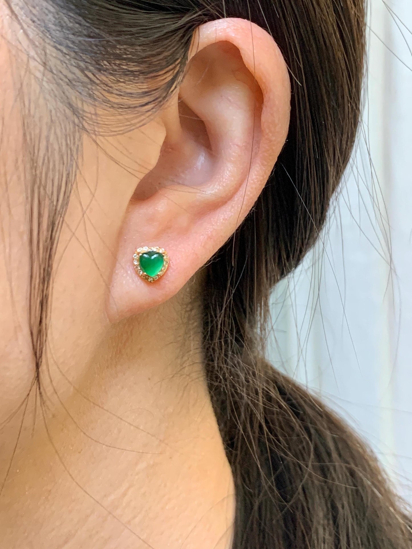 Natural Grade A Guatemalan Icy Translucent Vibrant Green Jade Jadeite Heart Halo Stud Earrings Sterling Silver 天然冰危绿翡翠爱心银耳钉 AXD66