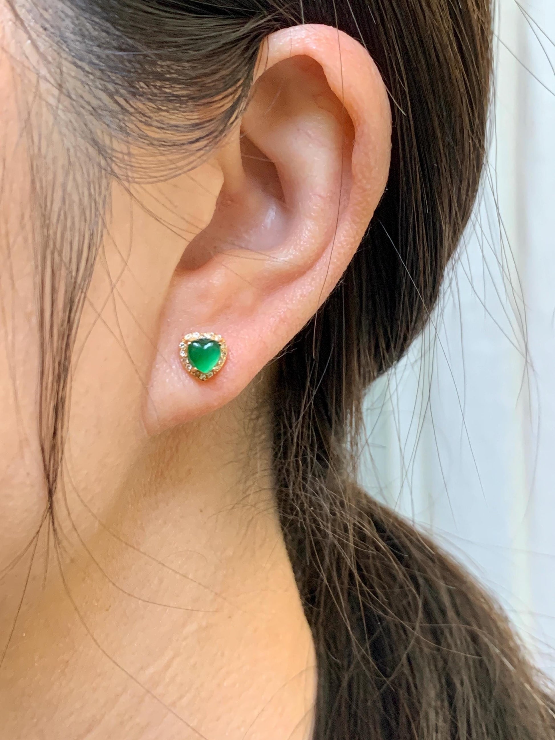 Natural Grade A Guatemalan Icy Translucent Vibrant Green Jade Jadeite Heart Halo Stud Earrings Sterling Silver 天然冰危绿翡翠爱心银耳钉 AXD66