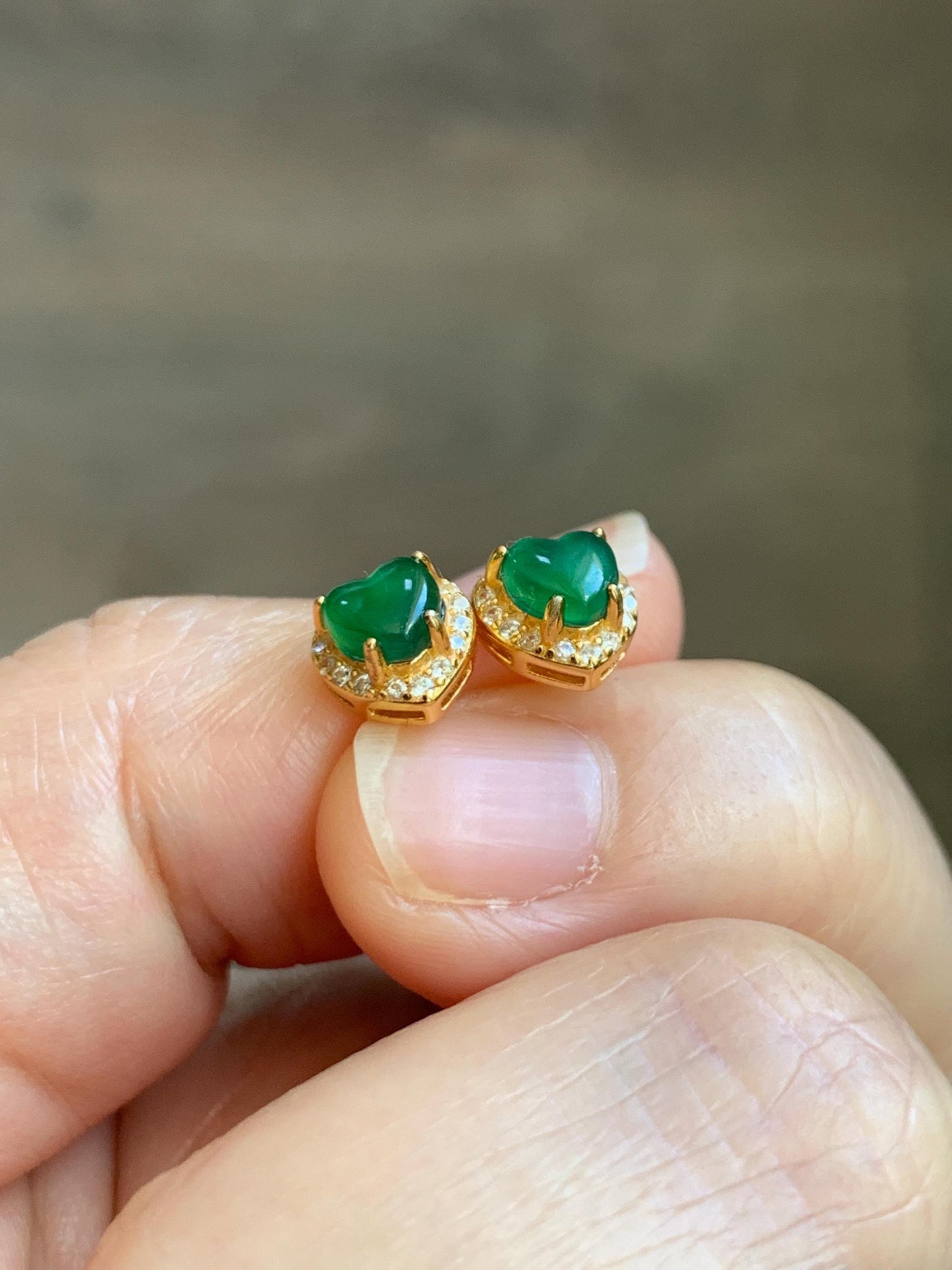 Natural Grade A Guatemalan Icy Translucent Vibrant Green Jade Jadeite Heart Halo Stud Earrings Sterling Silver 天然冰危绿翡翠爱心银耳钉 AXD66