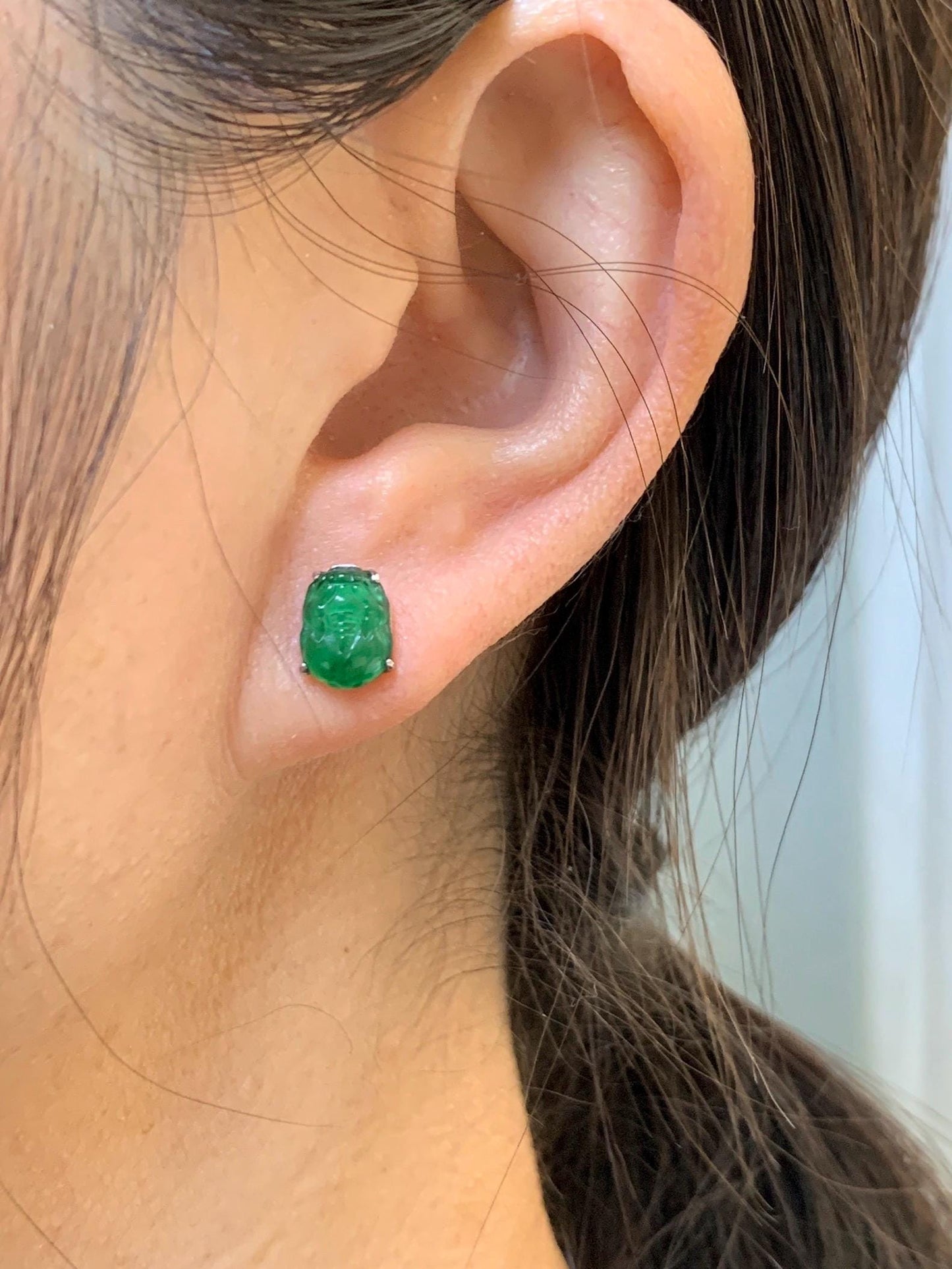 Natural Guatemalan Grade A Icy Translucent Vibrant Green Jade Jadeite Petite Pixiu Stud Earrings Sterling Silver 天然冰危绿翡翠迷你貔貅镶嵌耳钉 WPX88