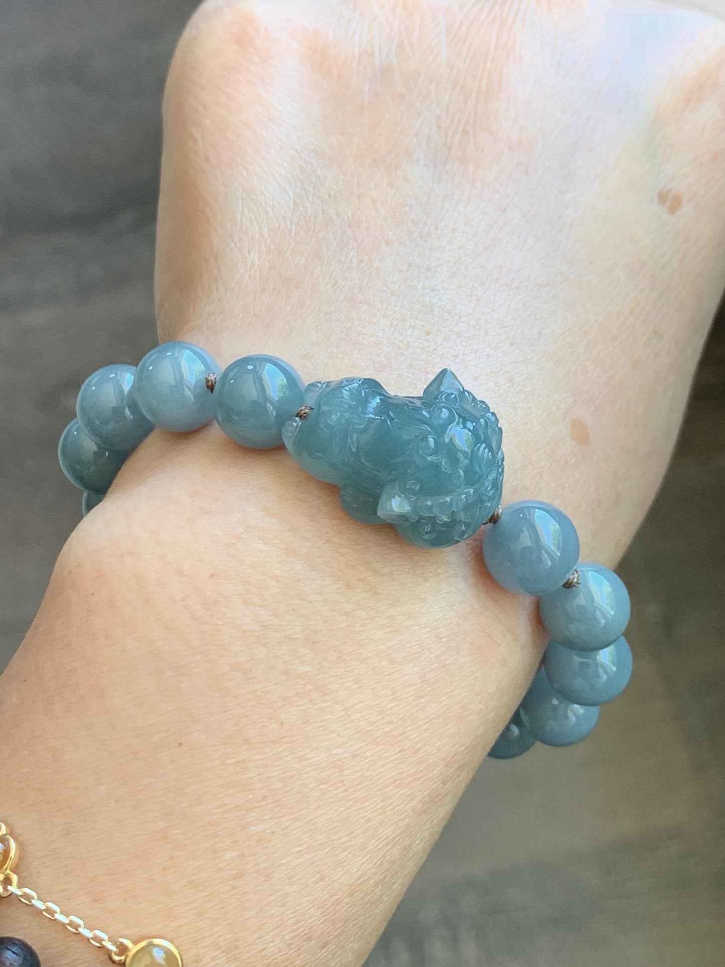 Natural Grade A Guatemalan Icy Translucent Dusty Blue Jade Jadeite Dancing Lion Beaded Bracelet 9.6mm 6.5” 30g 天然冰胶危蓝翡翠精工摆烂小醒狮圆珠手串 WXS365