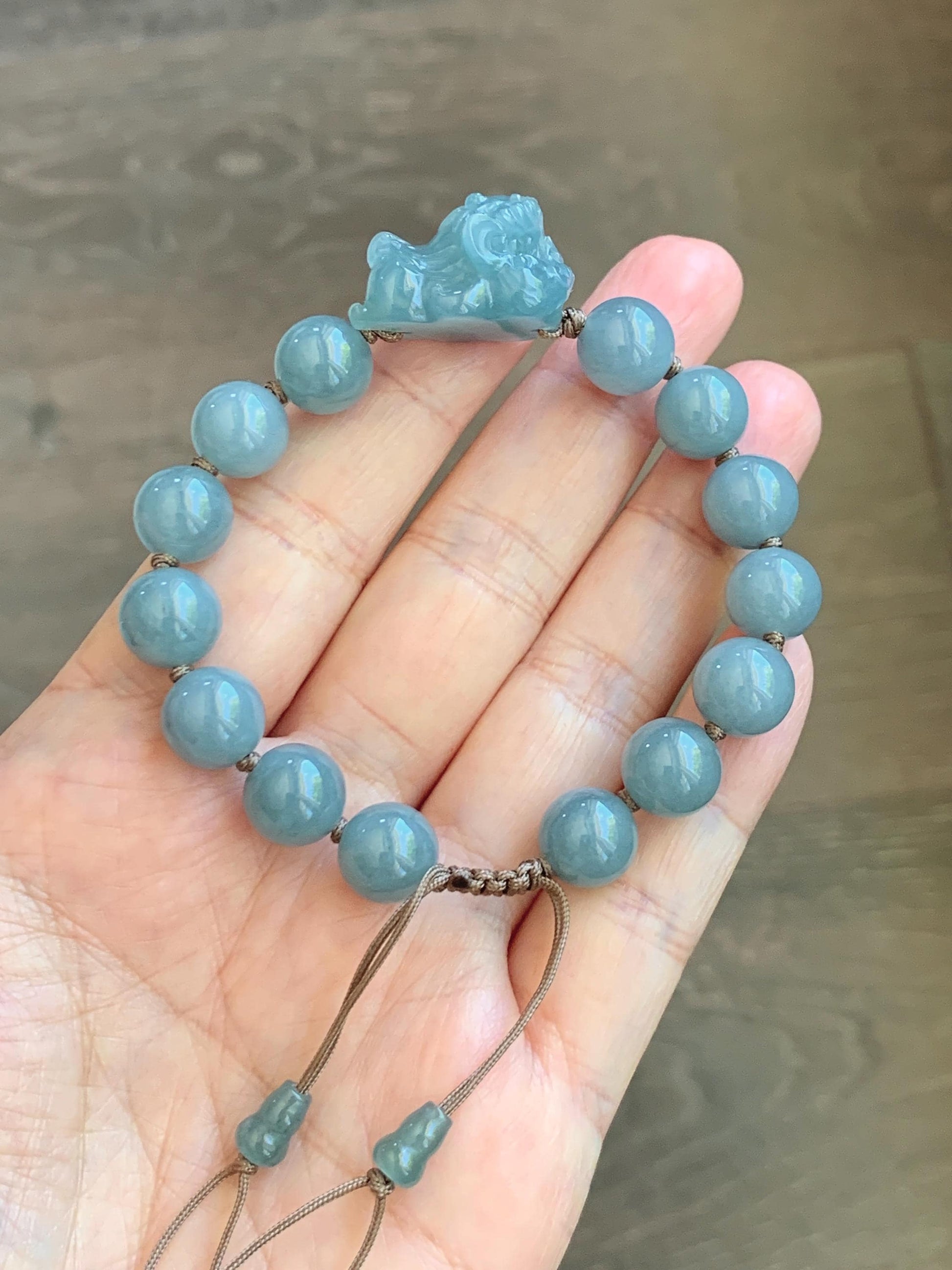 Natural Grade A Guatemalan Icy Translucent Dusty Blue Jade Jadeite Dancing Lion Beaded Bracelet 9.6mm 6.5” 30g 天然冰胶危蓝翡翠精工摆烂小醒狮圆珠手串 WXS365
