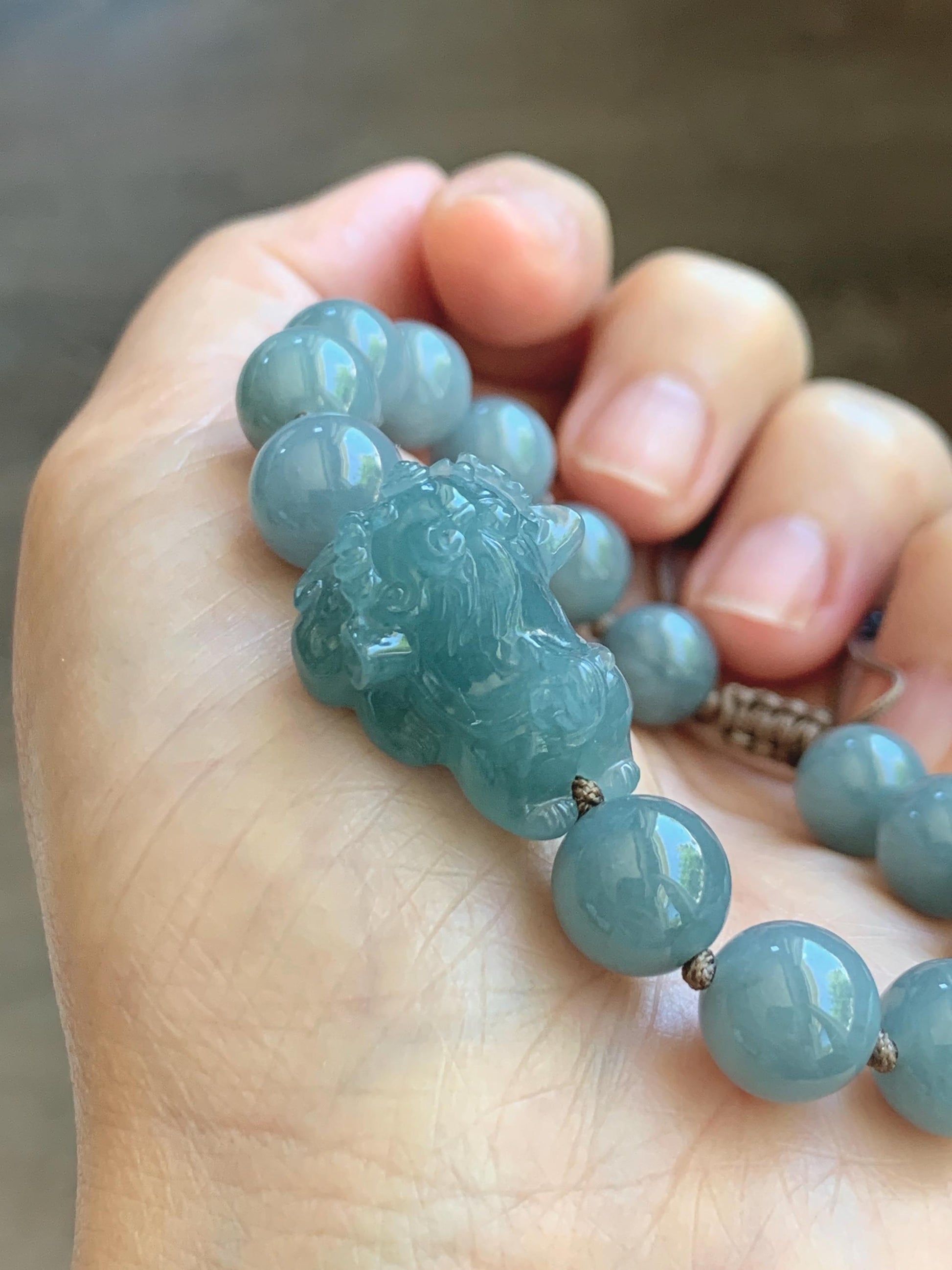 Natural Grade A Guatemalan Icy Translucent Dusty Blue Jade Jadeite Dancing Lion Beaded Bracelet 9.6mm 6.5” 30g 天然冰胶危蓝翡翠精工摆烂小醒狮圆珠手串 WXS365