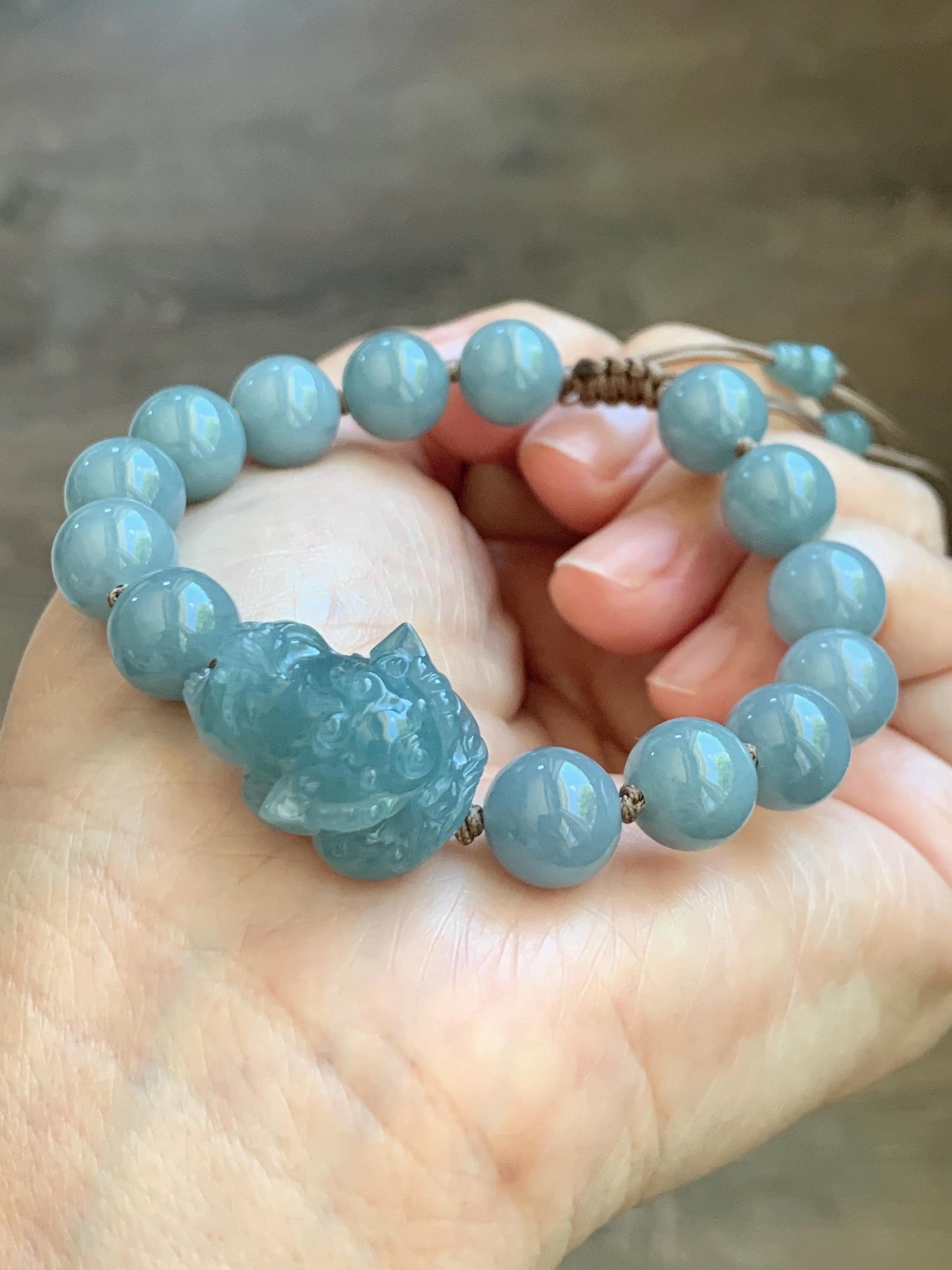 Natural Grade A Guatemalan Icy Translucent Dusty Blue Jade Jadeite Dancing Lion Beaded Bracelet 9.6mm 6.5” 30g 天然冰胶危蓝翡翠精工摆烂小醒狮圆珠手串 WXS365