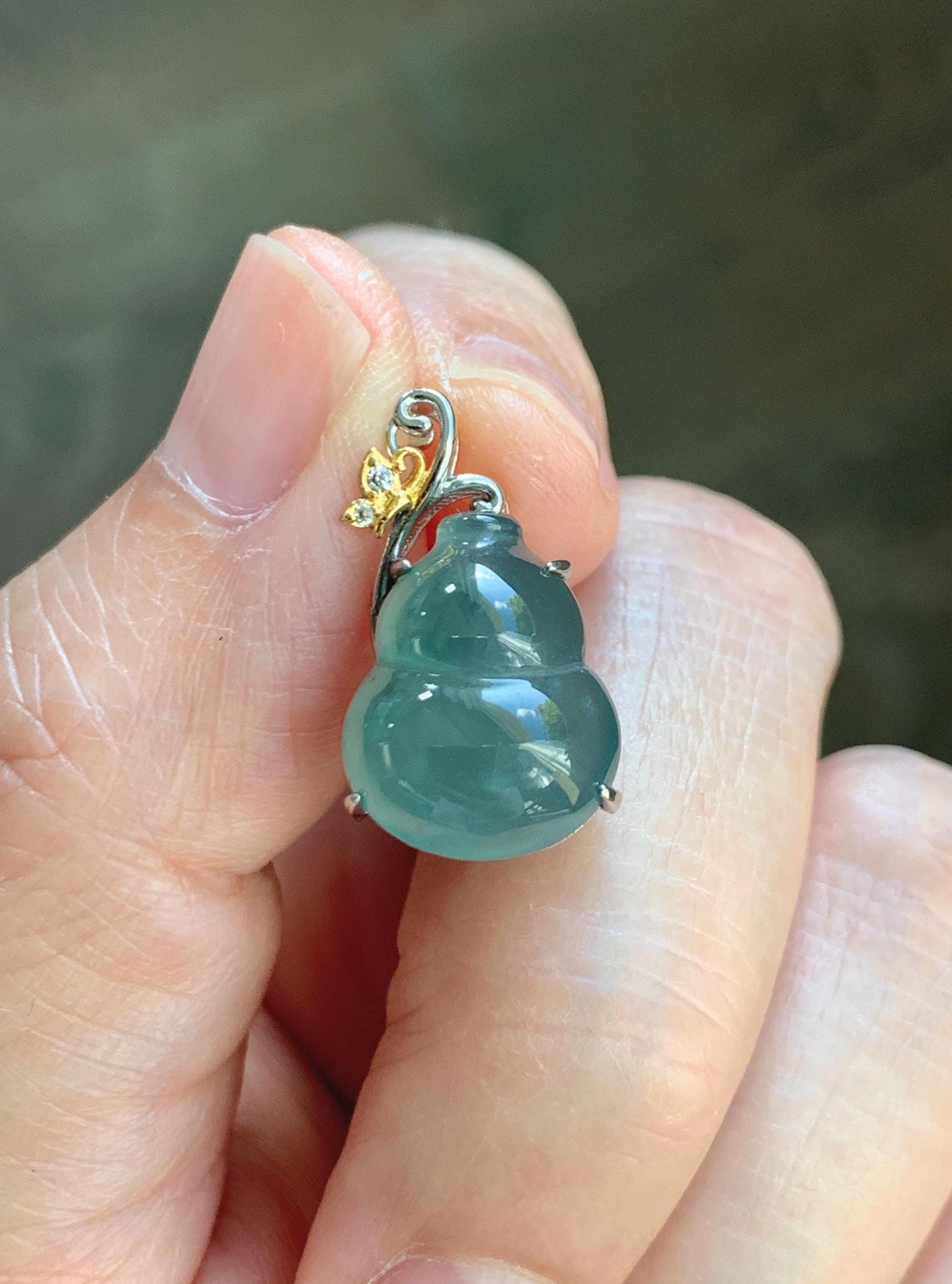 Natural Grade A Guatemalan Icy Translucent Dusty Teal Green Jade Jadeite Gourd Hulu Pendant Sterling Silver 天然冰危暗蓝绿翡翠葫芦吊坠 WHL240A