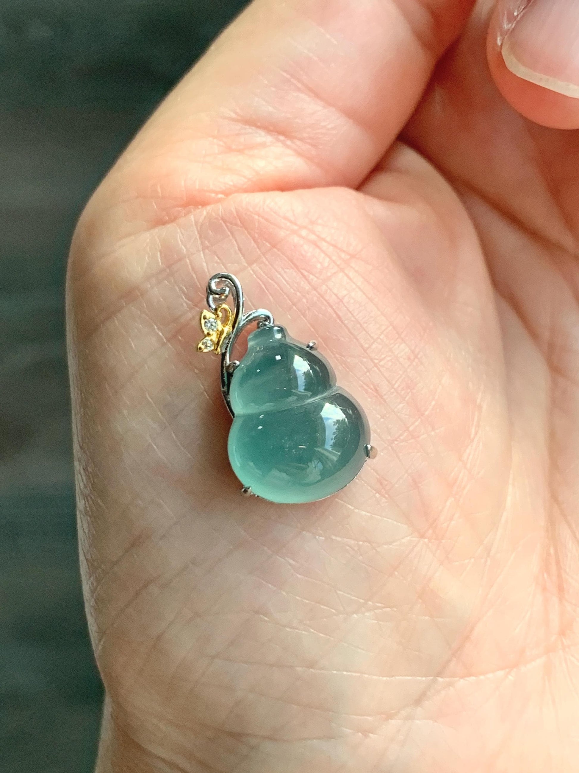 Natural Grade A Guatemalan Icy Translucent Light Dusty Teal Green Jade Jadeite Gourd Hulu Pendant Sterling Silver 天然冰危暗蓝绿翡翠葫芦吊坠 WHL240C