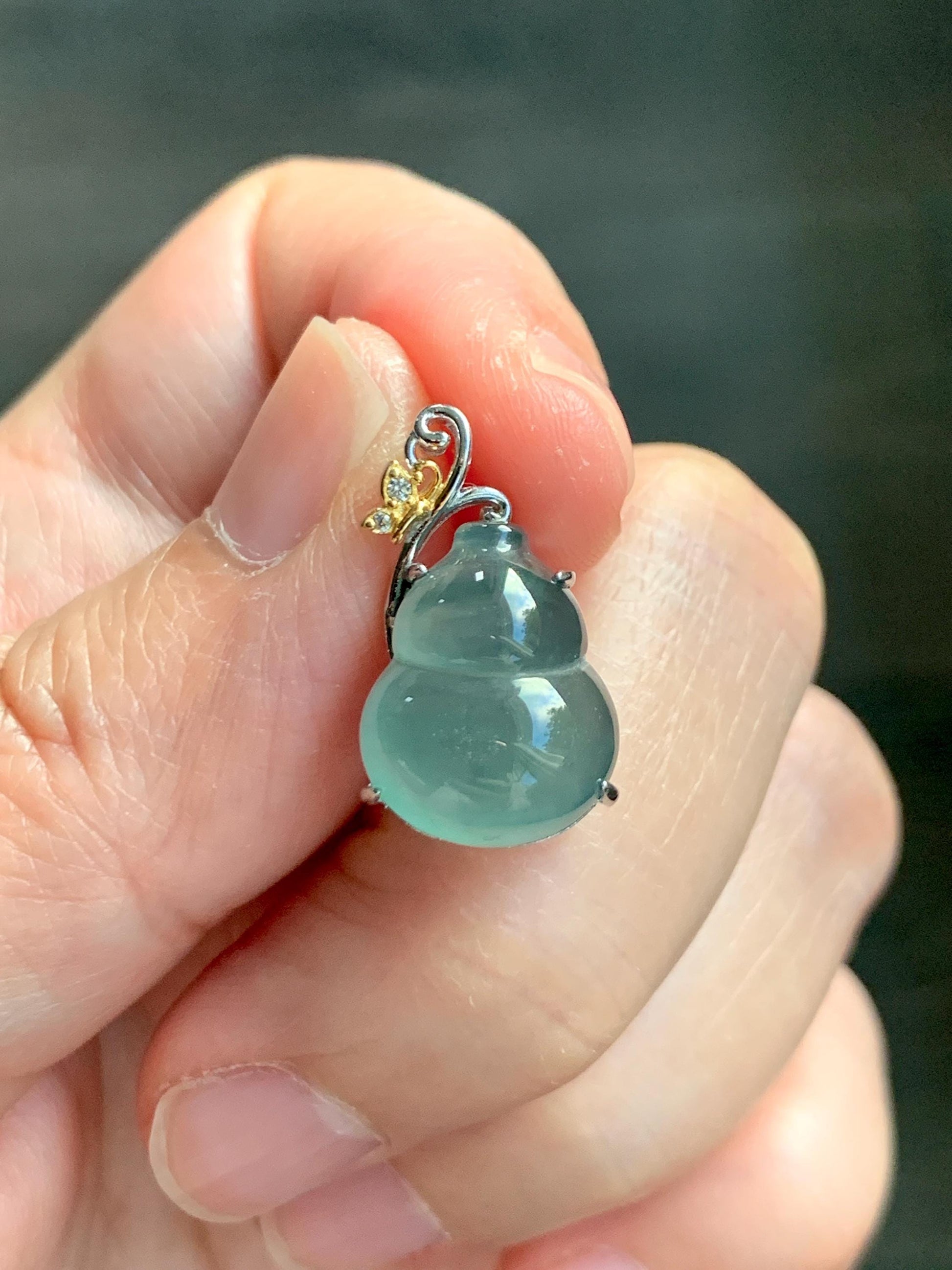 Natural Grade A Guatemalan Icy Translucent Light Dusty Teal Green Jade Jadeite Gourd Hulu Pendant Sterling Silver 天然冰危暗蓝绿翡翠葫芦吊坠 WHL240C