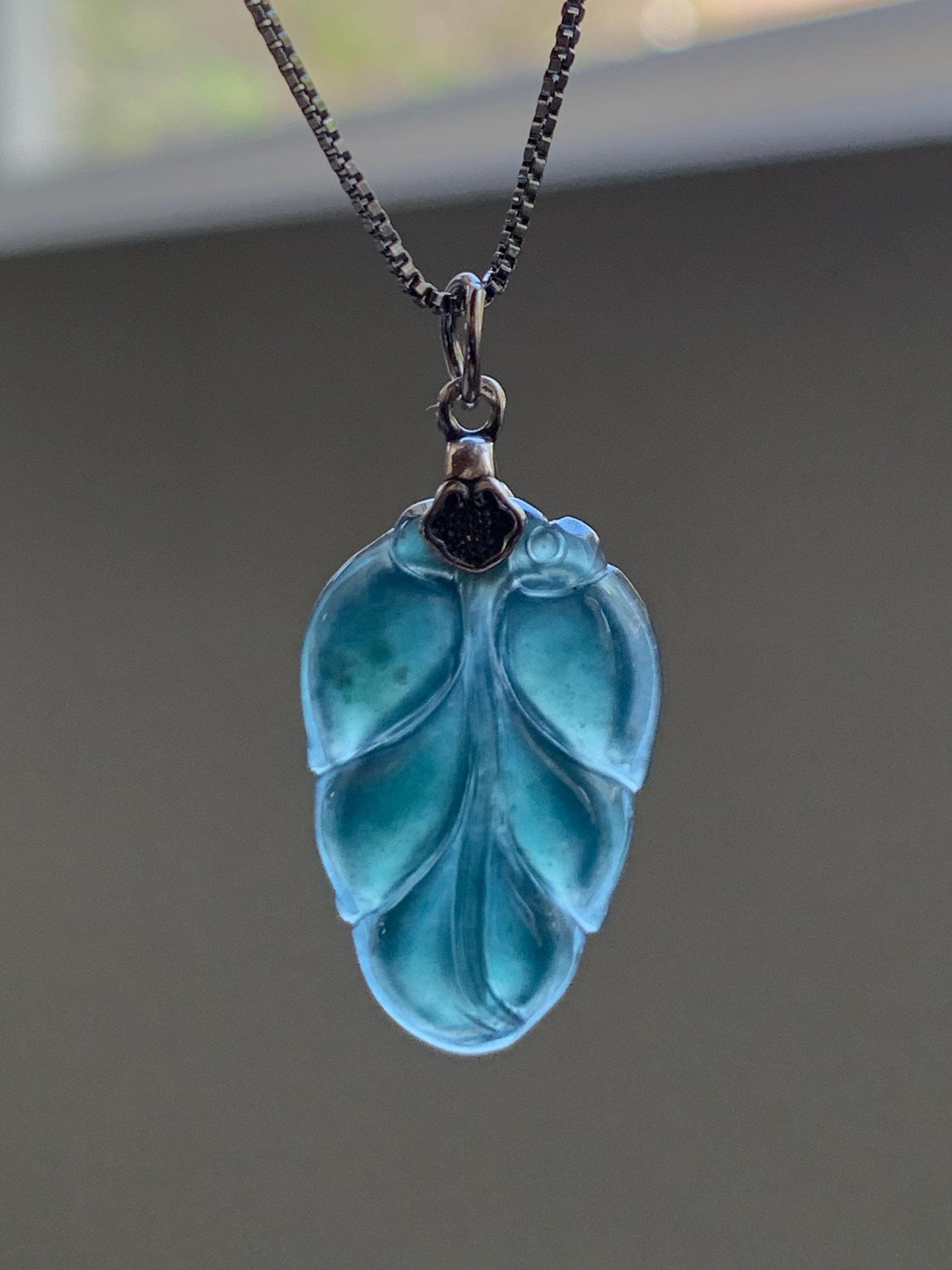 Natural Grade A Guatemalan Icy Translucent Dark Teal Green Jade Jadeite Carved Leaf Small Pendant Sterling Silver 天然冰胶危深蓝翡翠大叶有成银镶吊坠 WLD55E