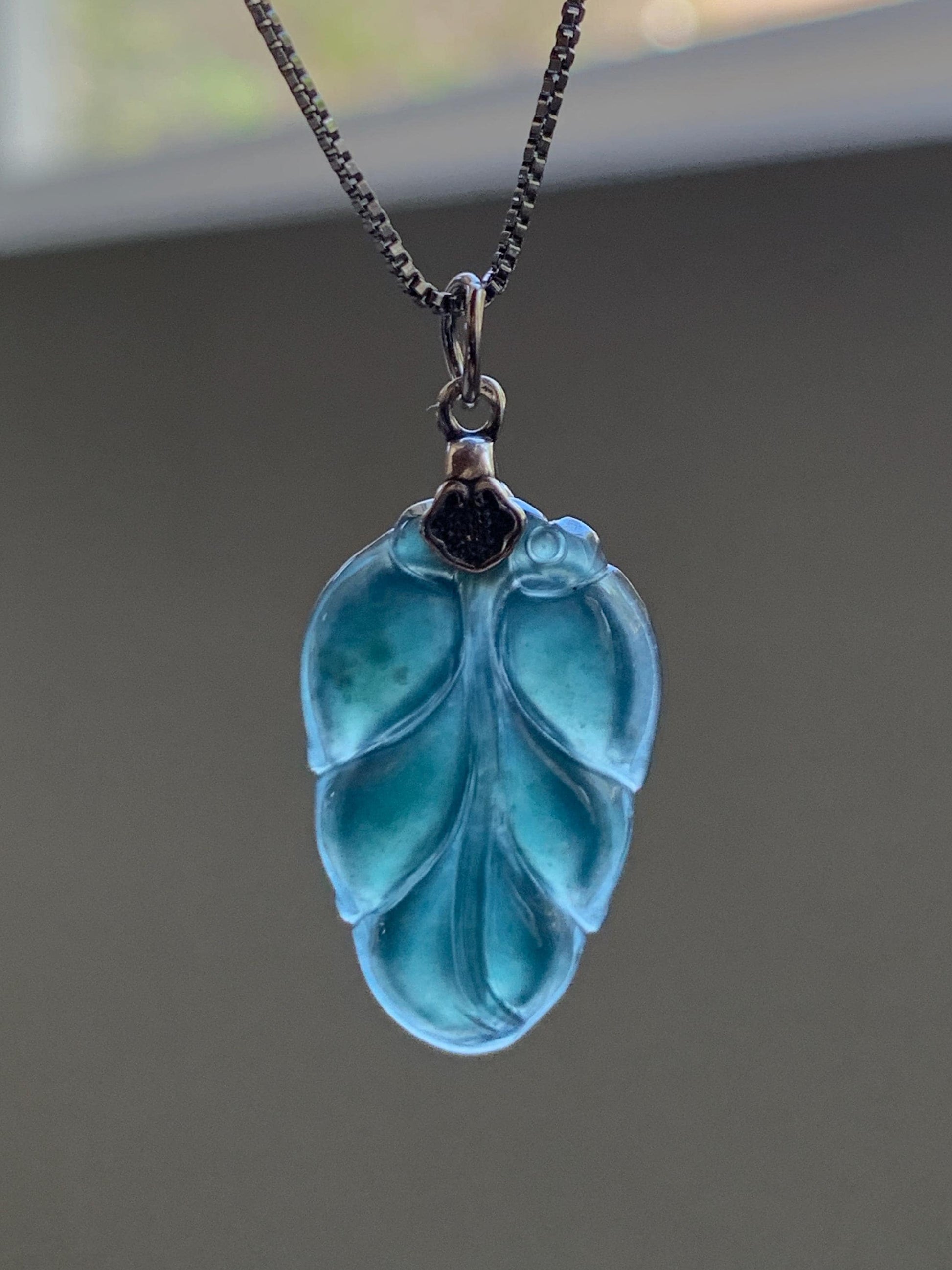 Natural Grade A Guatemalan Icy Translucent Dark Teal Green Jade Jadeite Carved Leaf Small Pendant Sterling Silver 天然冰胶危深蓝翡翠大叶有成银镶吊坠 WLD55E
