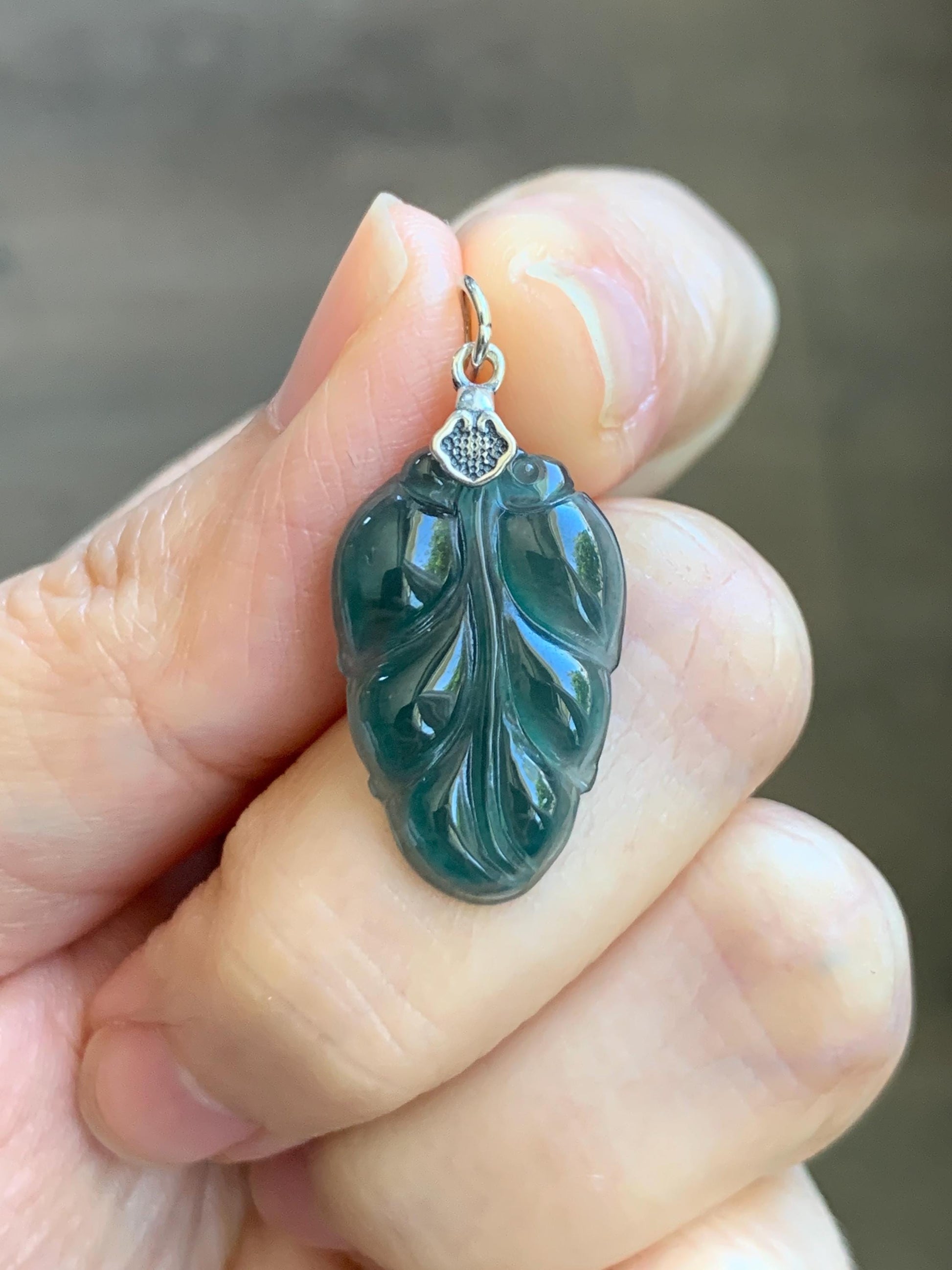 Natural Grade A Guatemalan Icy Translucent Dark Teal Green Jade Jadeite Carved Leaf Small Pendant Sterling Silver 天然冰胶危深蓝翡翠大叶有成银镶吊坠 WLD55E