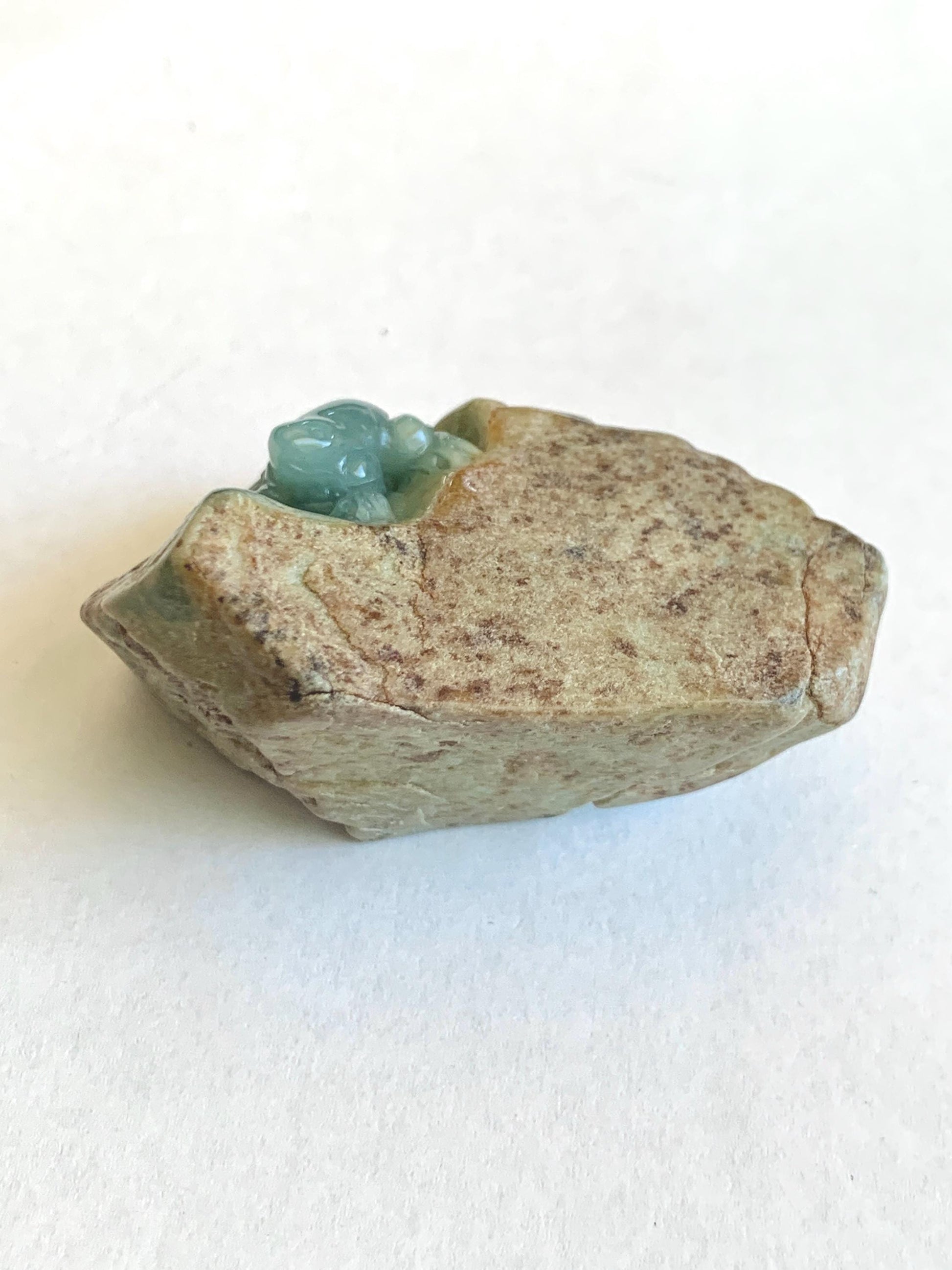 Grade A Natural Guatemalan Dusty Blue Jade Jadeite with Brown Rind Frog Carved Rock Tea Pet Pal Home Decor Book End 70g 天然冰危翡翠皮壳料青蛙茶宠 WLC125