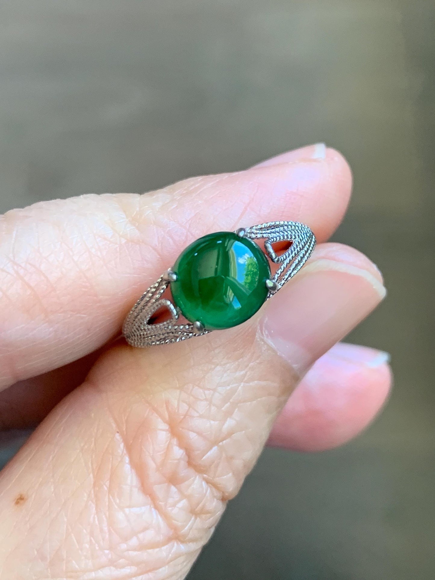 Natural Grade A Guatemalan Icy Translucent Vibrant Green Jade Jadeite Mermaid Tail Ring Sterling Silver Size Adjustable 天然冰危绿翡翠人鱼尾戒指 WLD107