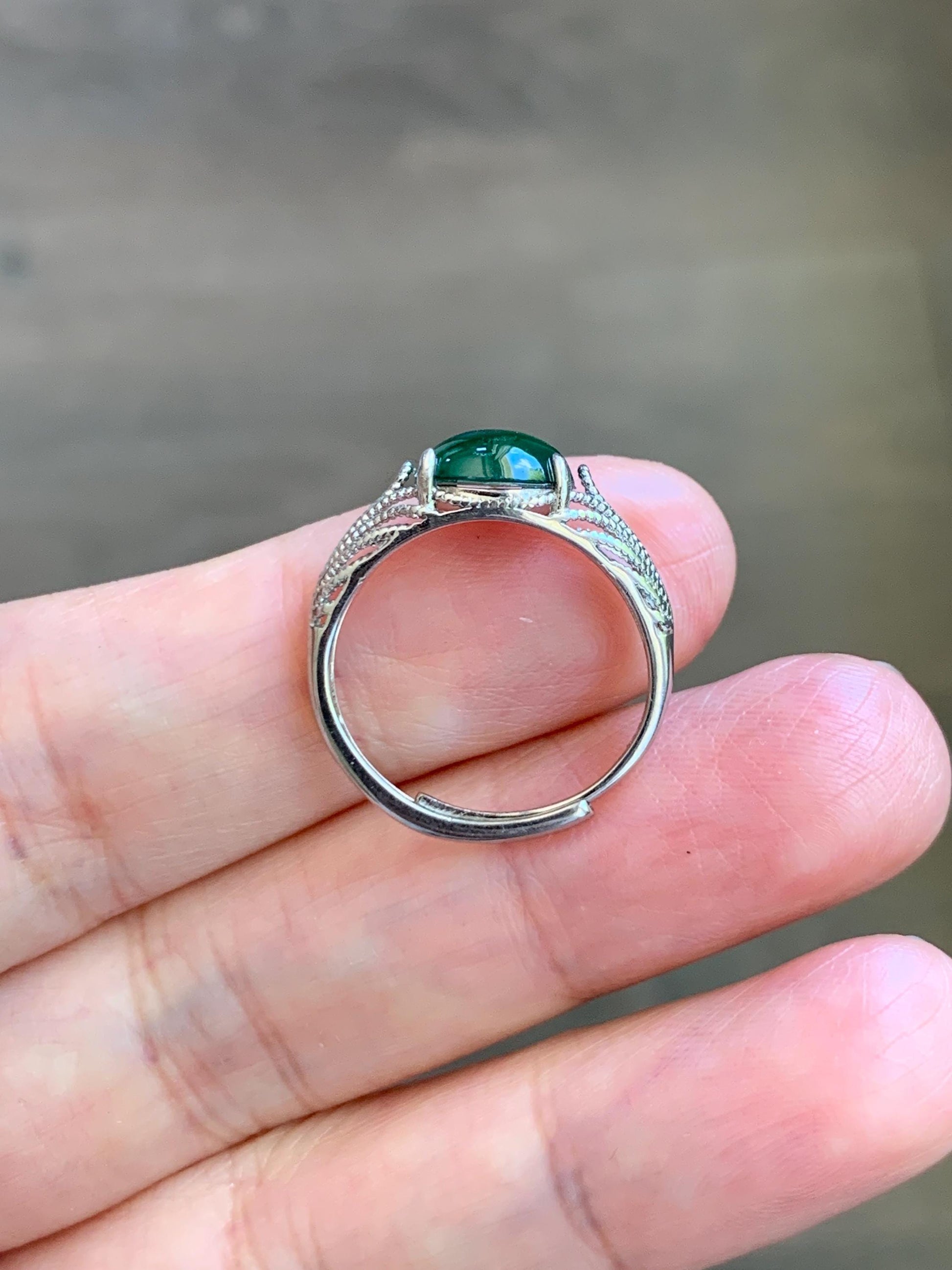Natural Grade A Guatemalan Icy Translucent Vibrant Green Jade Jadeite Mermaid Tail Ring Sterling Silver Size Adjustable 天然冰危绿翡翠人鱼尾戒指 WLD107