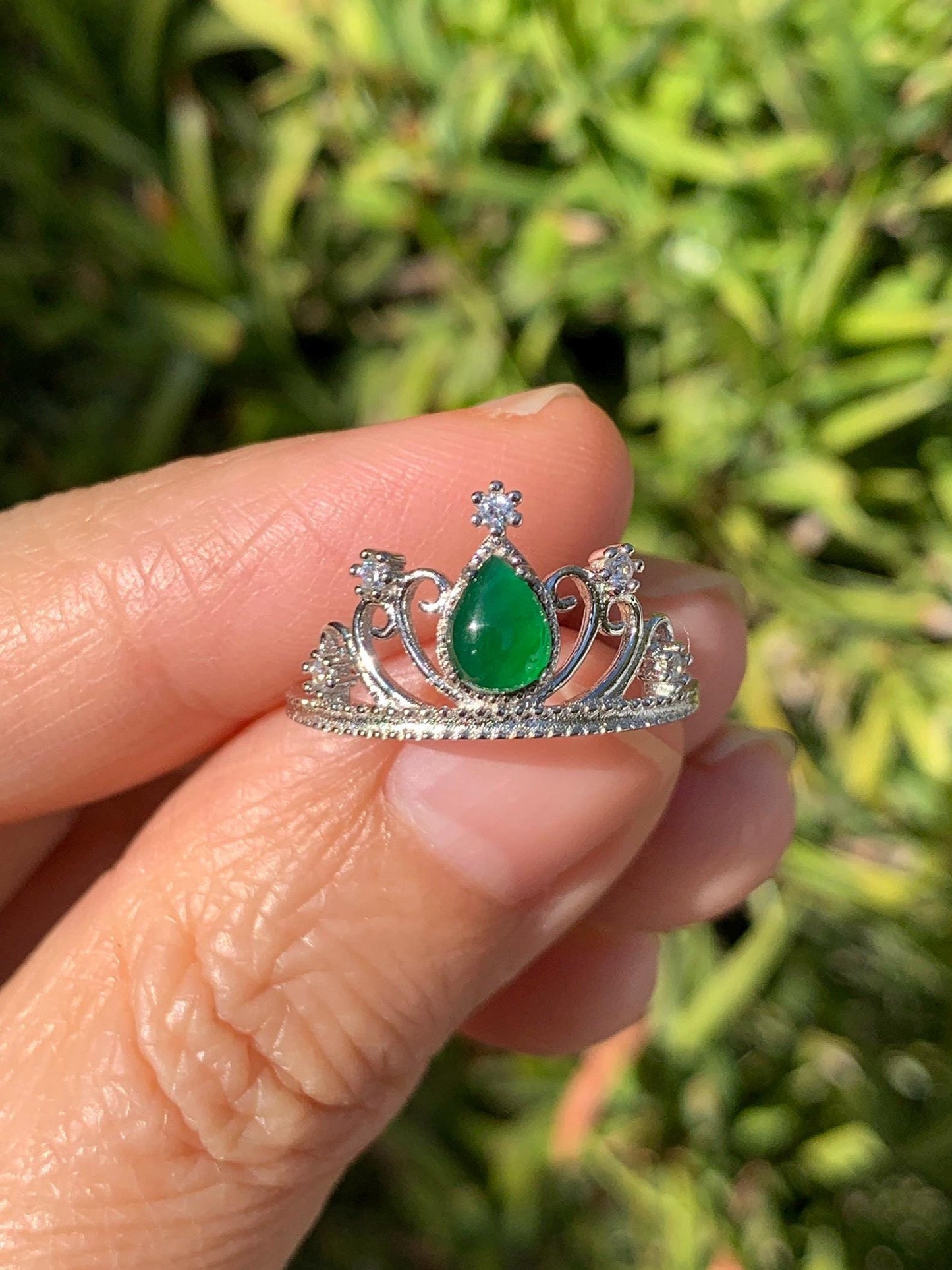 Natural Grade A Guatemalan Icy Translucent Vibrant Green Jade Jadeite Crown Ring Sterling Silver Size Adjustable 天然冰危绿翡翠皇冠戒指 WHG77