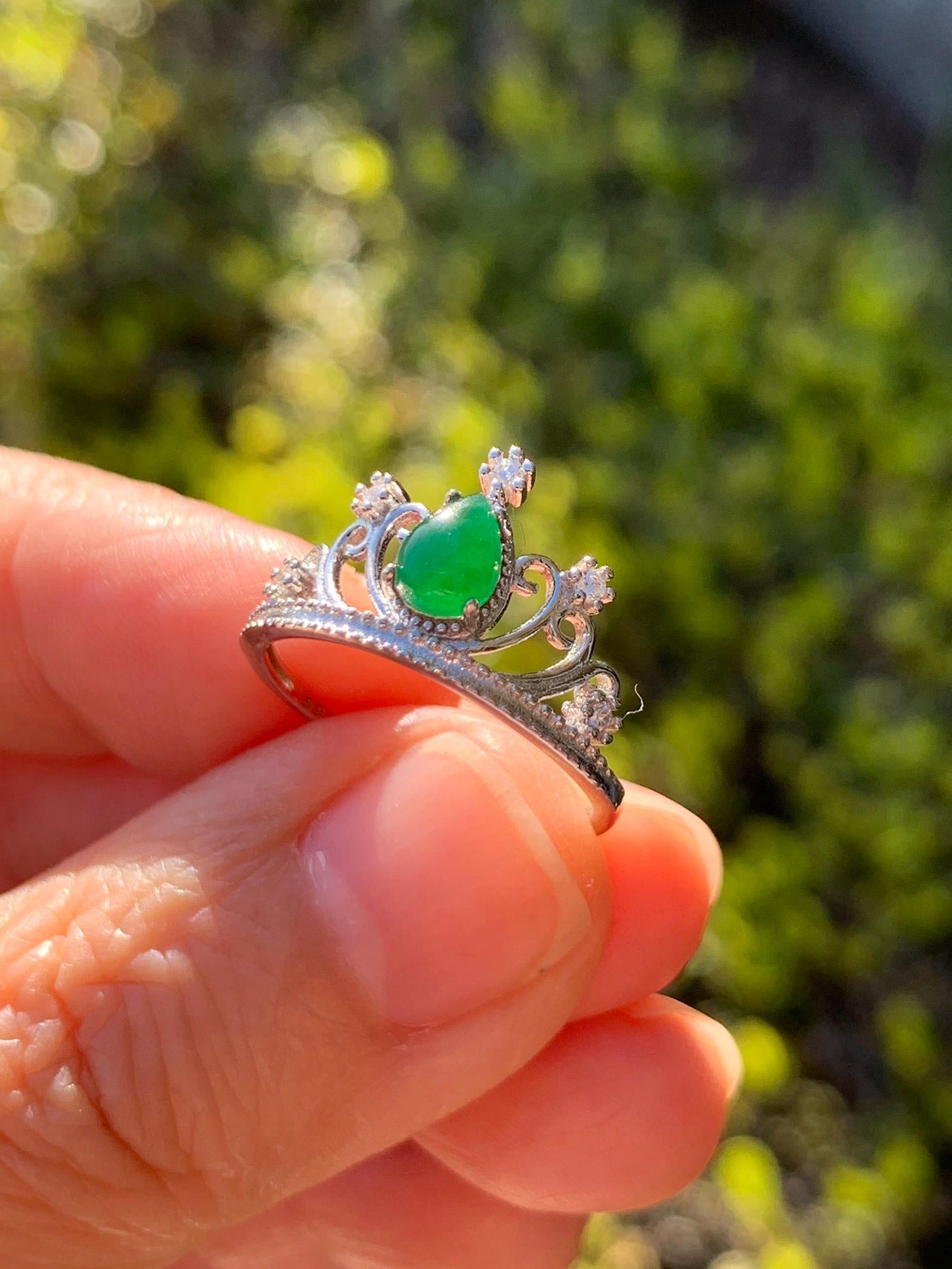 Natural Grade A Guatemalan Icy Translucent Vibrant Green Jade Jadeite Crown Ring Sterling Silver Size Adjustable 天然冰危绿翡翠皇冠戒指 WHG77