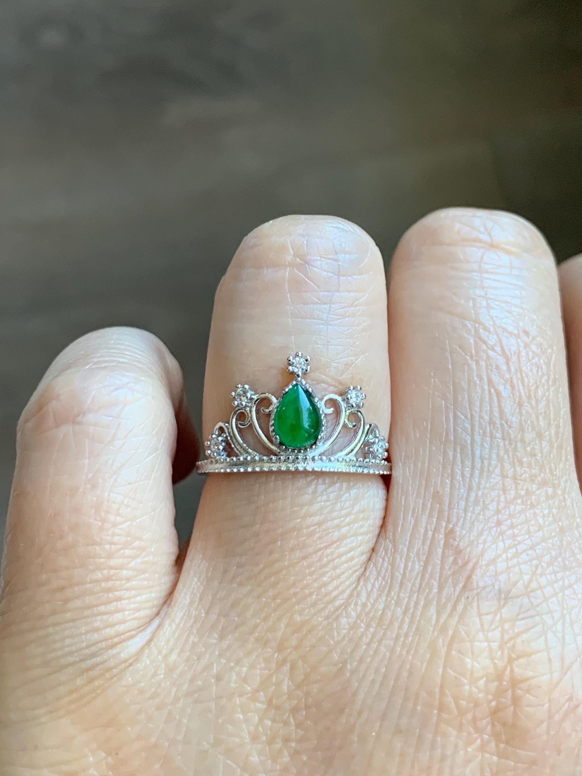Natural Grade A Guatemalan Icy Translucent Vibrant Green Jade Jadeite Crown Ring Sterling Silver Size Adjustable 天然冰危绿翡翠皇冠戒指 WHG77