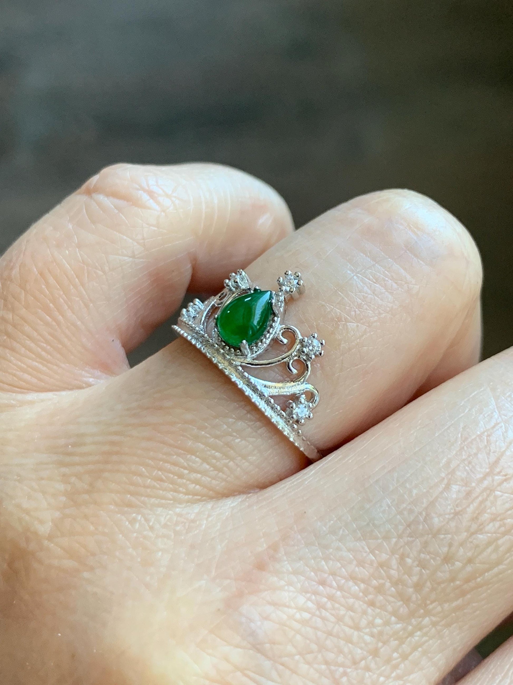 Natural Grade A Guatemalan Icy Translucent Vibrant Green Jade Jadeite Crown Ring Sterling Silver Size Adjustable 天然冰危绿翡翠皇冠戒指 WHG77