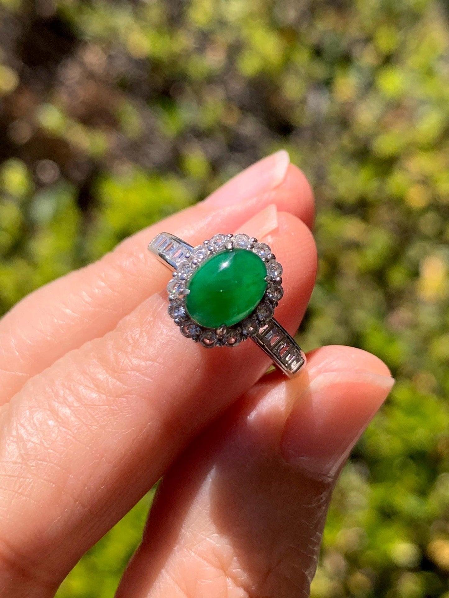 Natural Grade A Guatemalan Icy Translucent Vibrant Green Jade Jadeite Halo Ring Sterling Silver Size Adjustable 天然冰危绿翡翠戒指 WLH85