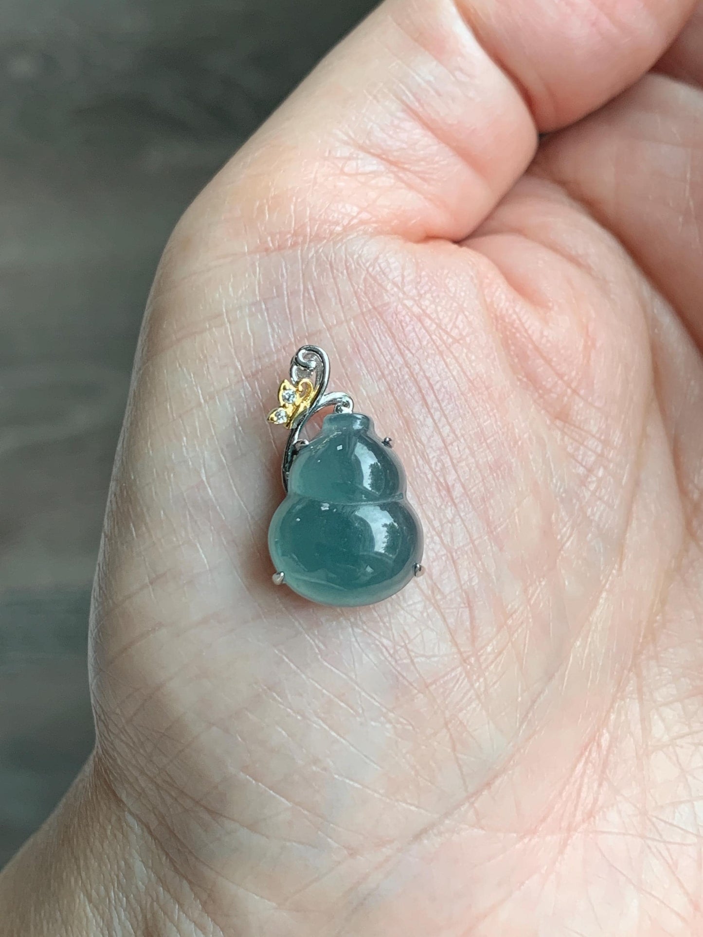 Natural Grade A Guatemalan Icy Translucent Dark Dusty Teal Blue Jade Jadeite Gourd Hulu Pendant Sterling Silver 天然冰危暗蓝绿翡翠葫芦吊坠 WHL240D