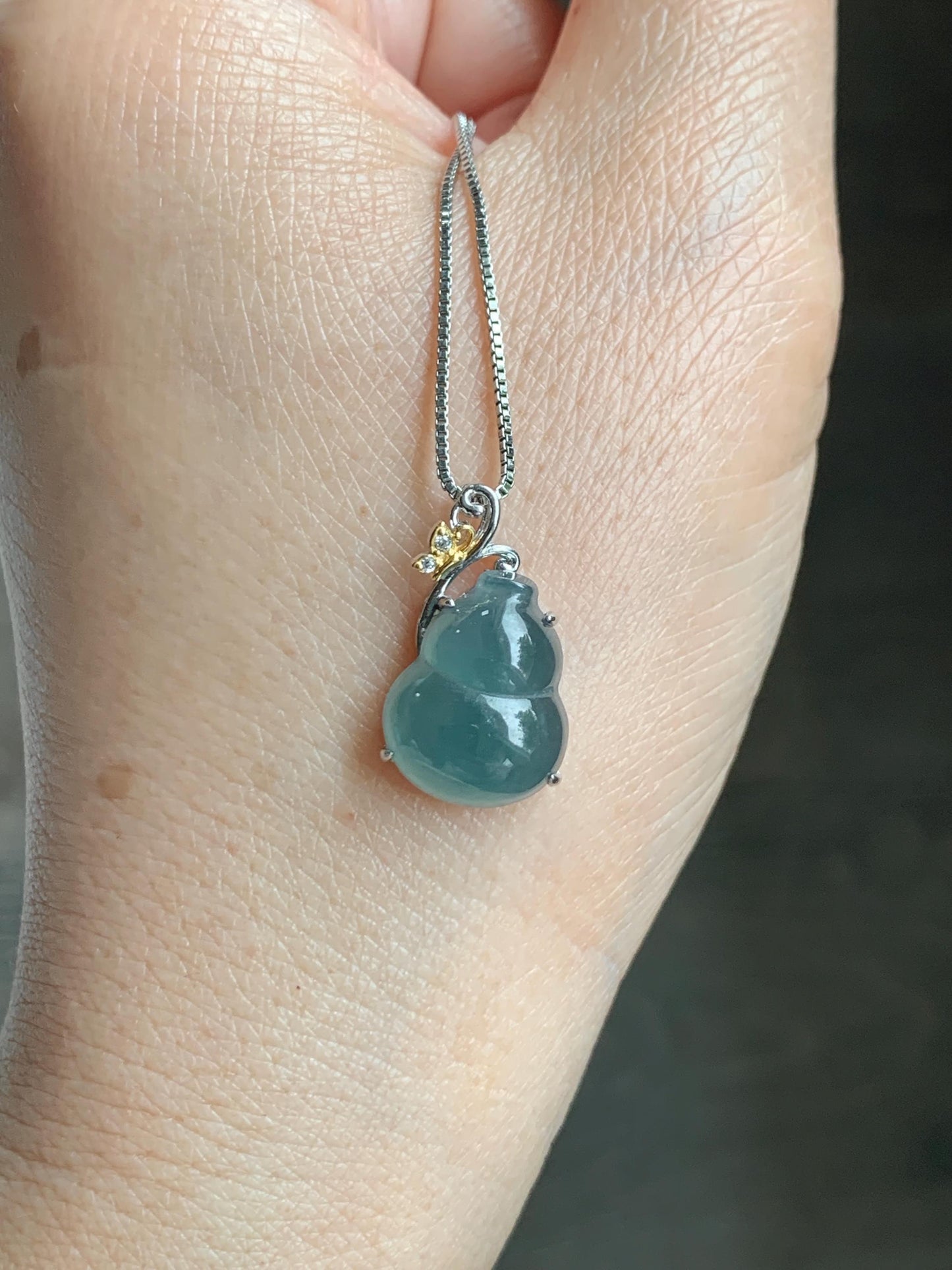 Natural Grade A Guatemalan Icy Translucent Dark Dusty Teal Blue Jade Jadeite Gourd Hulu Pendant Sterling Silver 天然冰危暗蓝绿翡翠葫芦吊坠 WHL240D