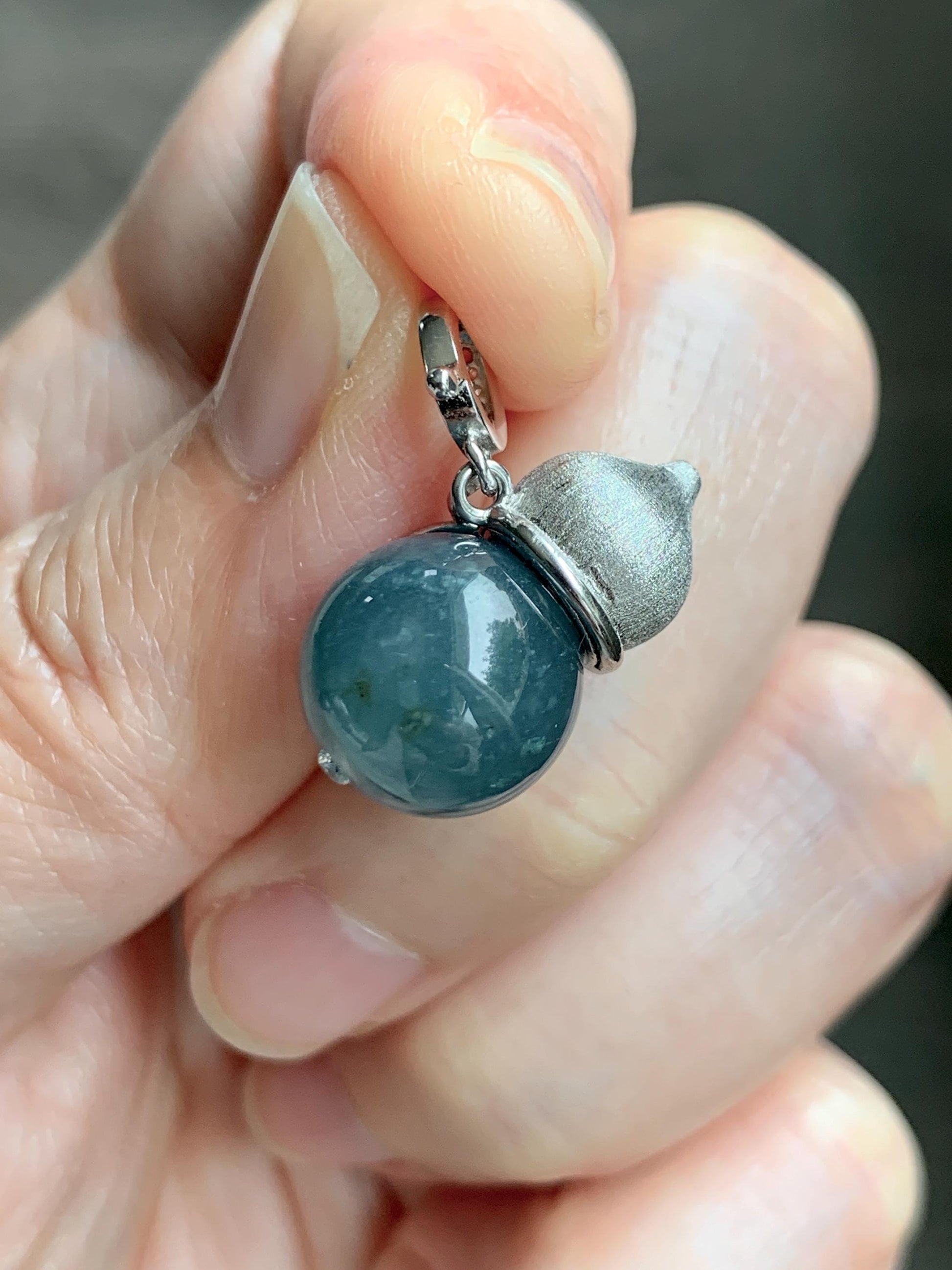 Natural Grade A Guatemalan Icy Translucent Dark Blue Jade Jadeite Bead Gourd Hulu Pendant Sterling Silver 5g 天然冰危是蓝翡翠单珠葫芦镶嵌吊坠 DZH110