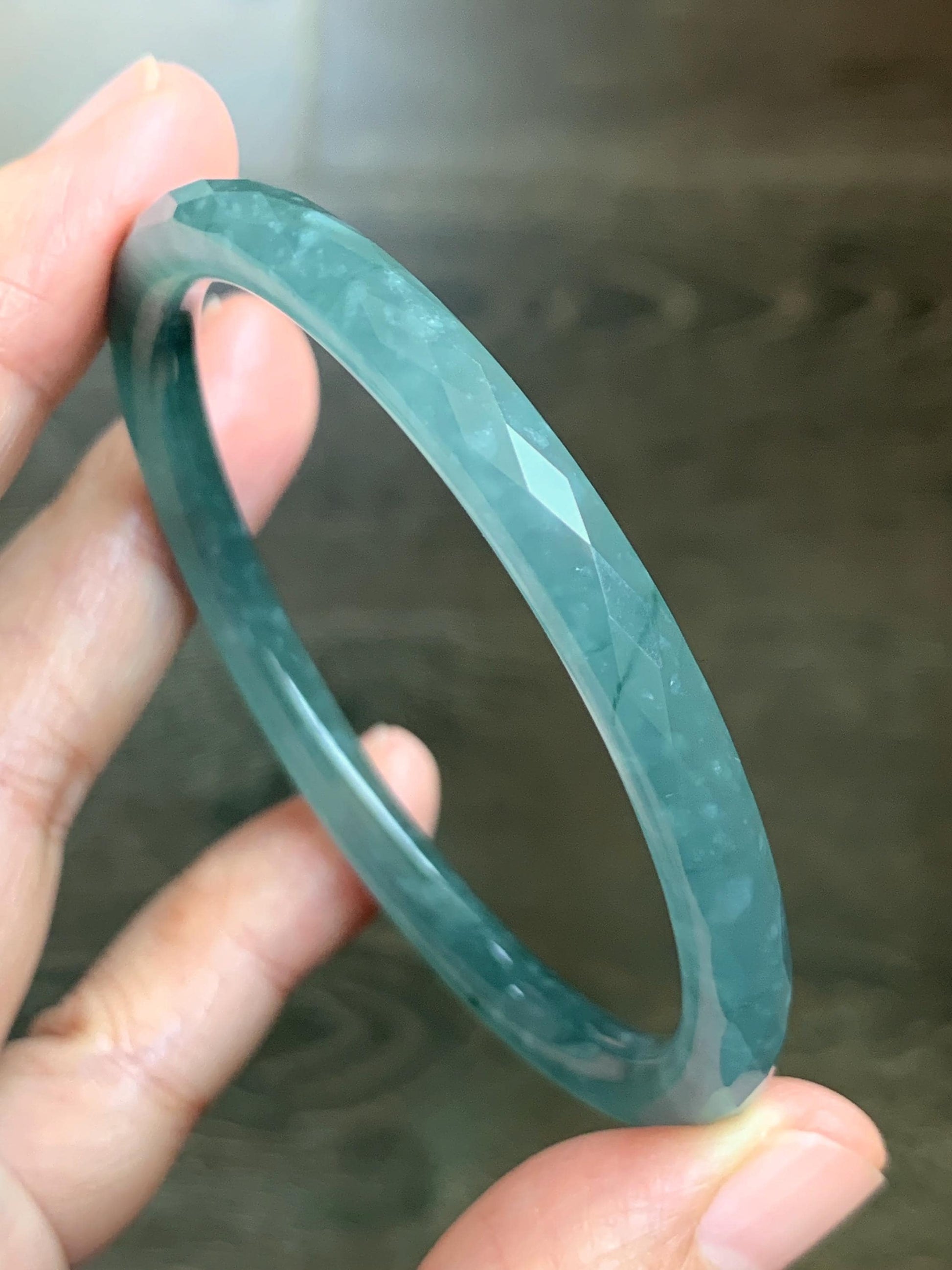 Certified Natural Grade A Guatemalan Icy Translucent Light Teal Jade Jadeite Diamond Faceted Bangle 55mm 6.8” 18g 天然冰危蓝绿翡翠细圆条切割面手镯 186