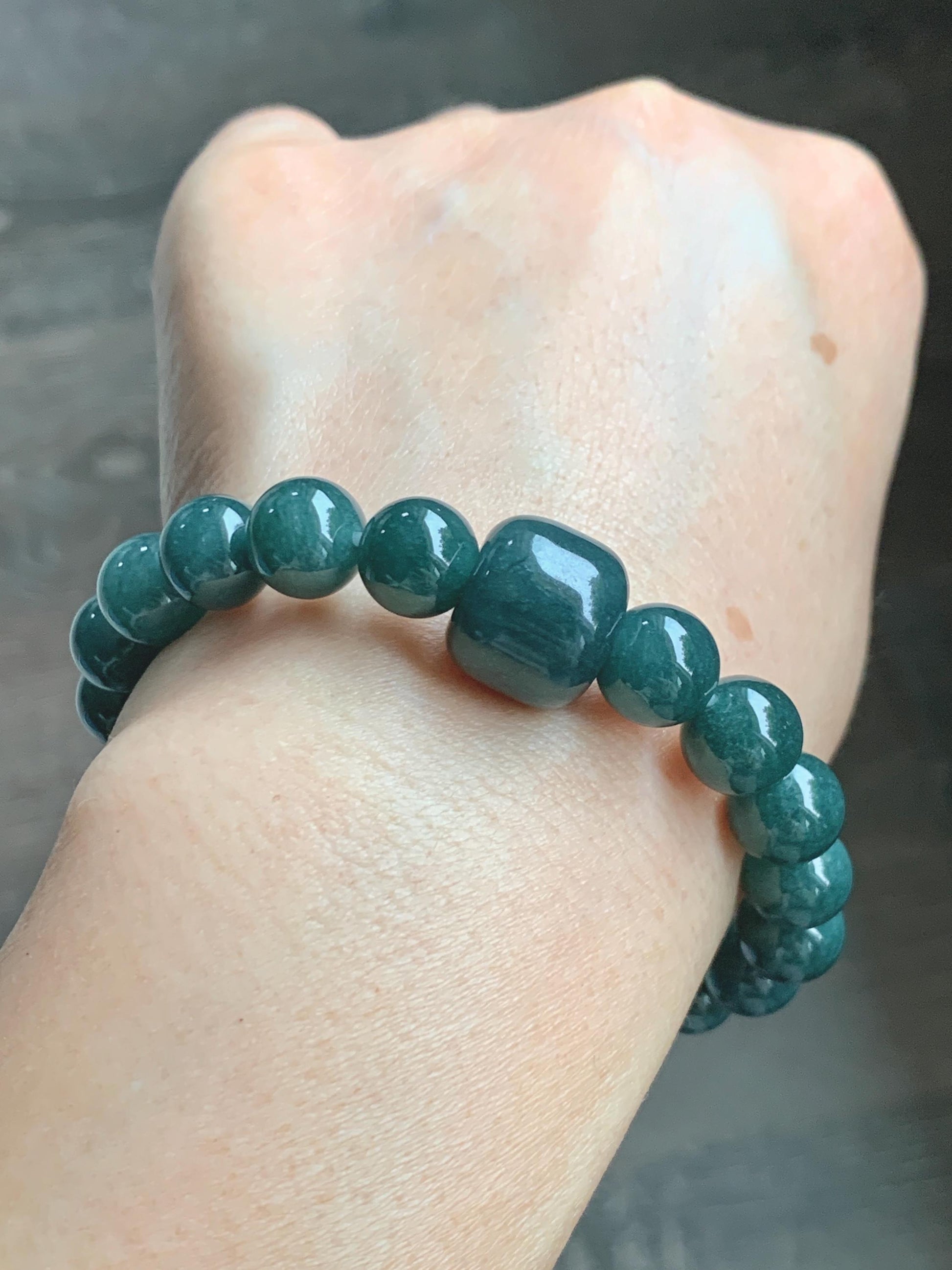 Natural Grade A Guatemalan Translucent Dark Teal Jade Jadeite Beaded Bracelet Stretchy 9.7mm 7.75” 36g 天然危糯种深蓝绿翡翠圆珠手串 WSHL150